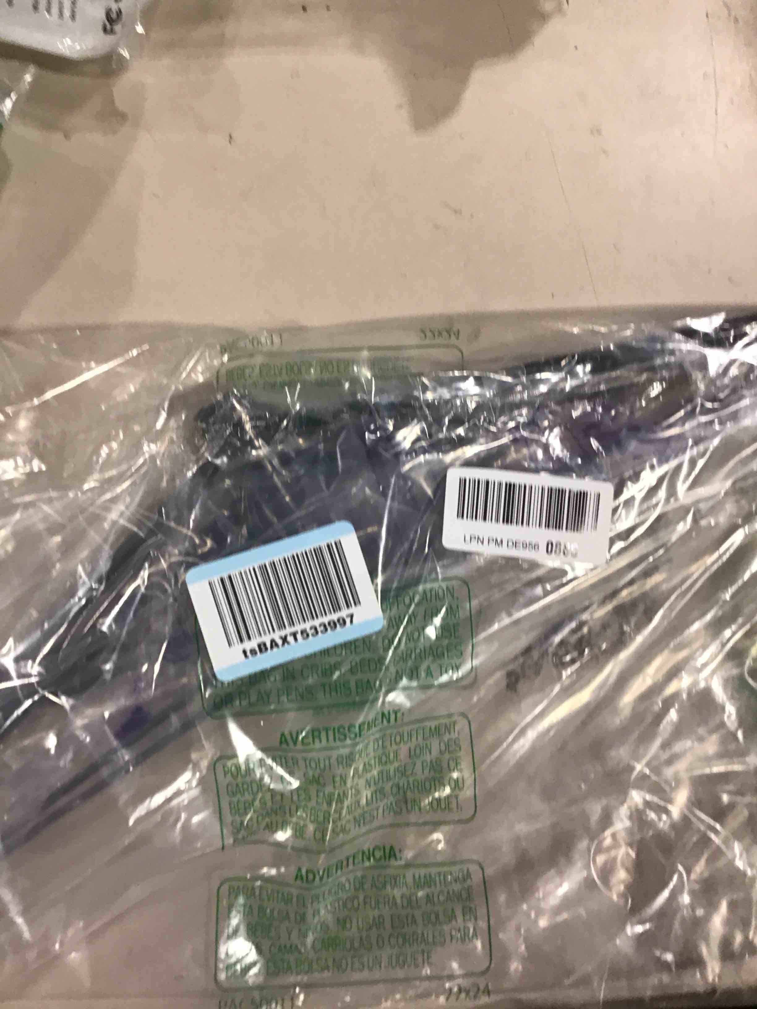 https://s3.amazonaws.com/lotting-images-prod/bidfta/PNK0358190_1733758470660.jpeg