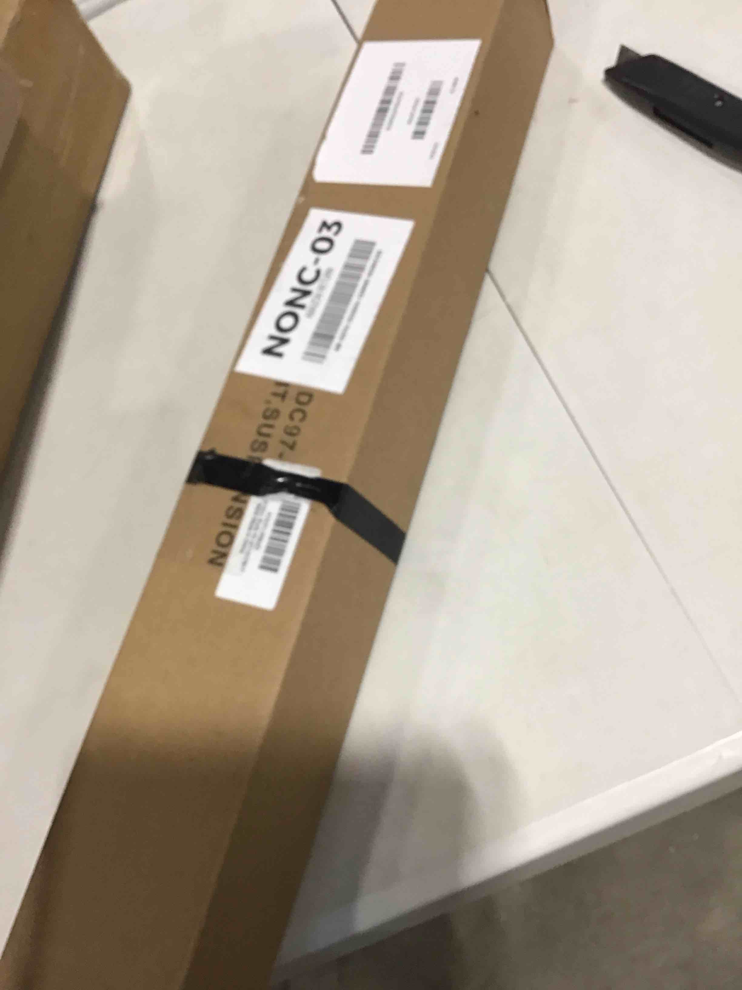 https://s3.amazonaws.com/lotting-images-prod/bidfta/PNK0358791_1731945546471.jpeg