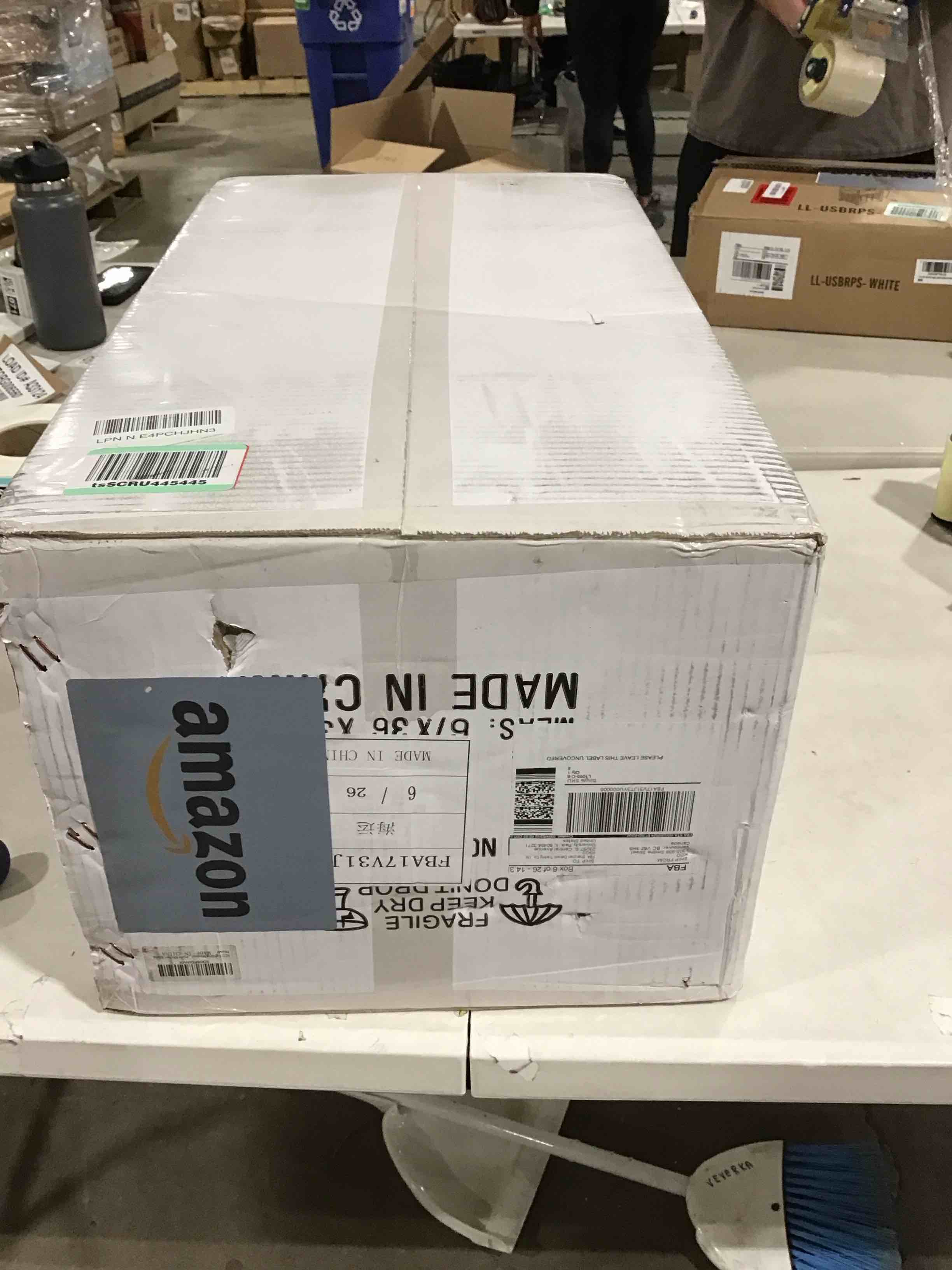 https://s3.amazonaws.com/lotting-images-prod/bidfta/PNK0359736_1730118020218.jpeg
