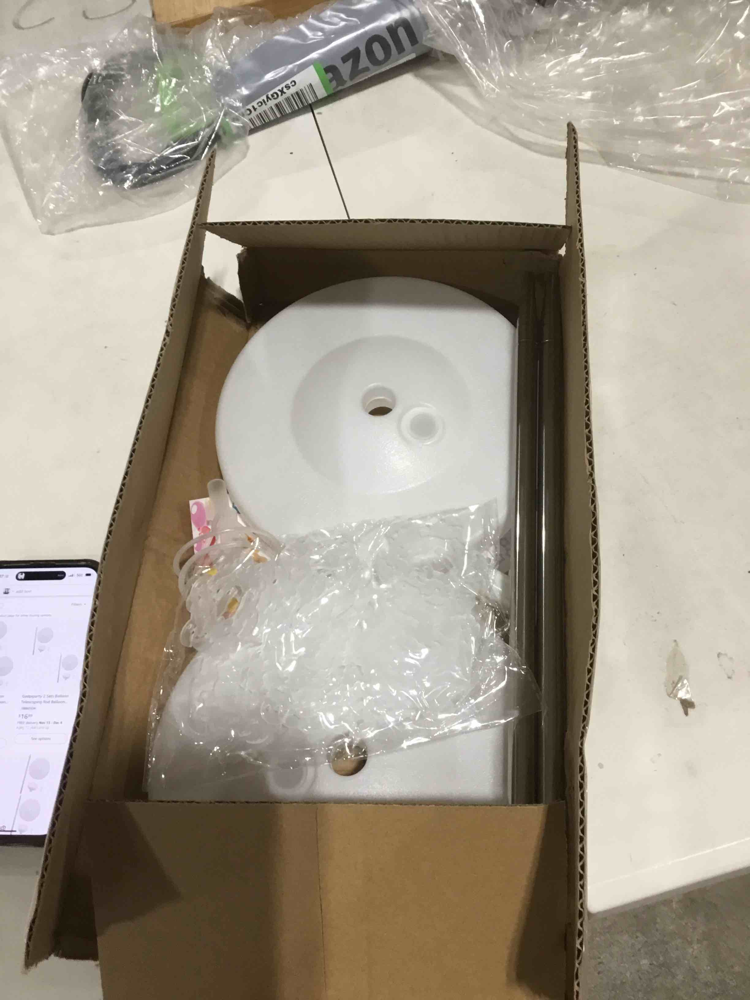 https://s3.amazonaws.com/lotting-images-prod/bidfta/PNK0359973_1729688822010.jpeg