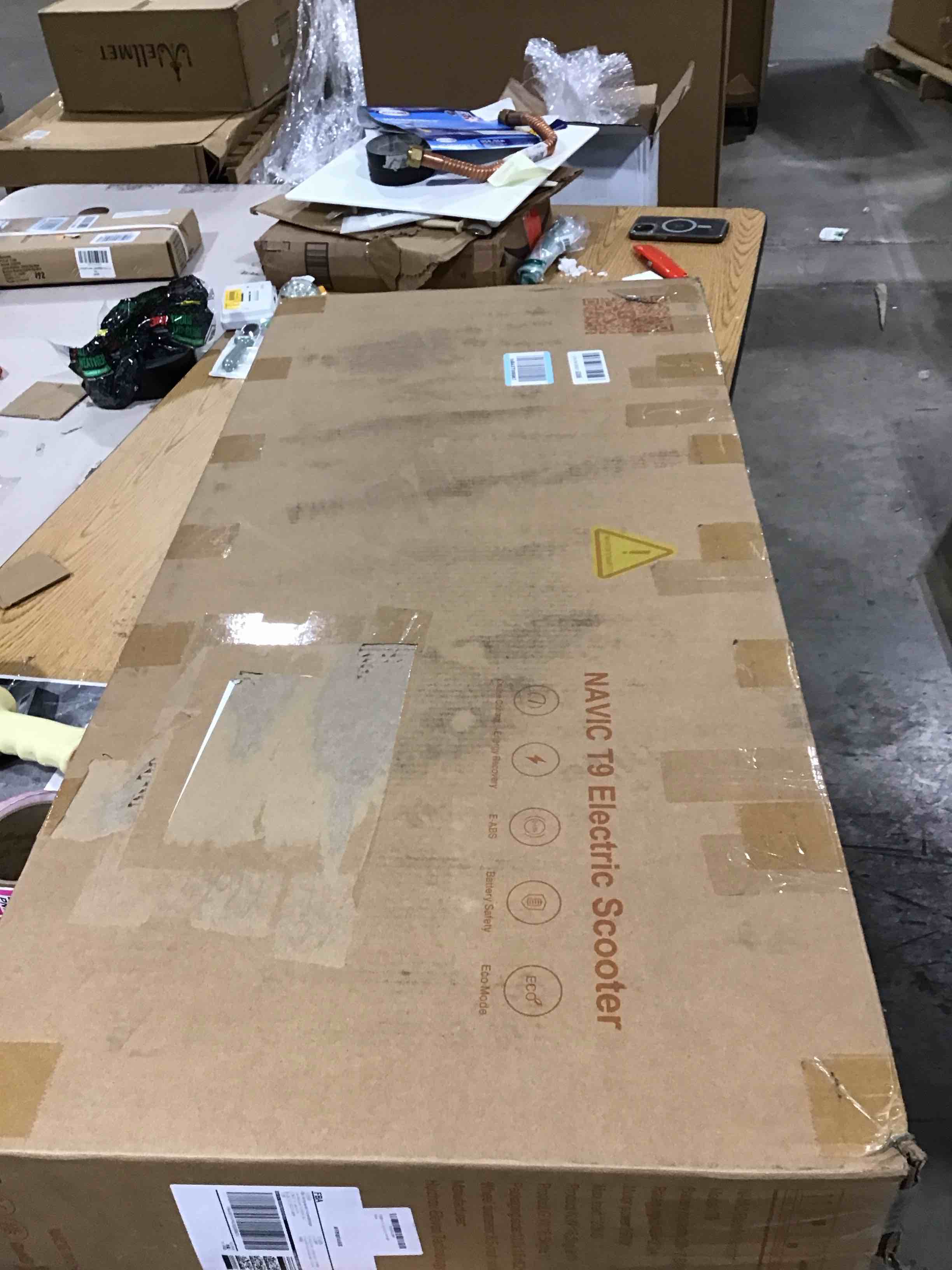 https://s3.amazonaws.com/lotting-images-prod/bidfta/PNK0360013_1733166862616.jpeg