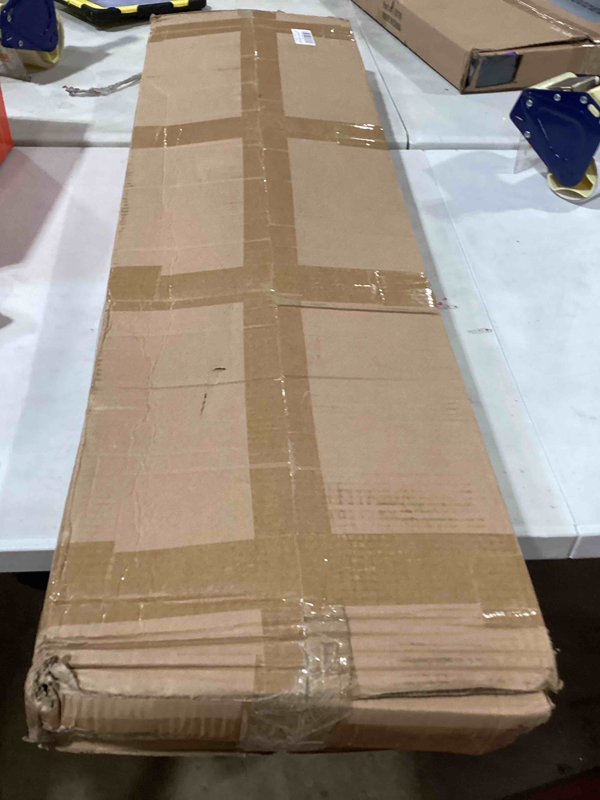 https://s3.amazonaws.com/lotting-images-prod/bidfta/PNK0360523_1731443485946.jpeg