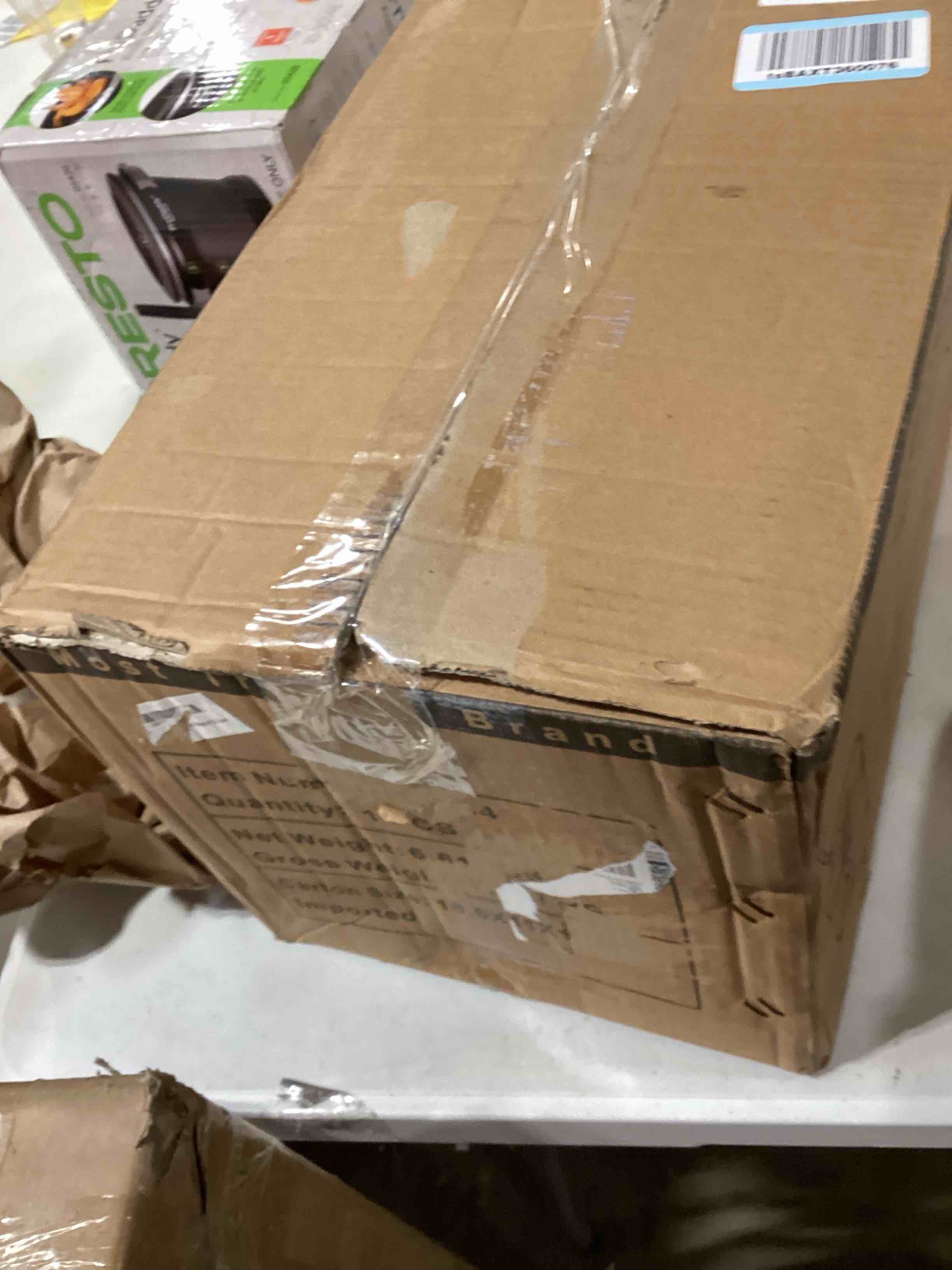 https://s3.amazonaws.com/lotting-images-prod/bidfta/PNK0360697_1731097237188.jpeg