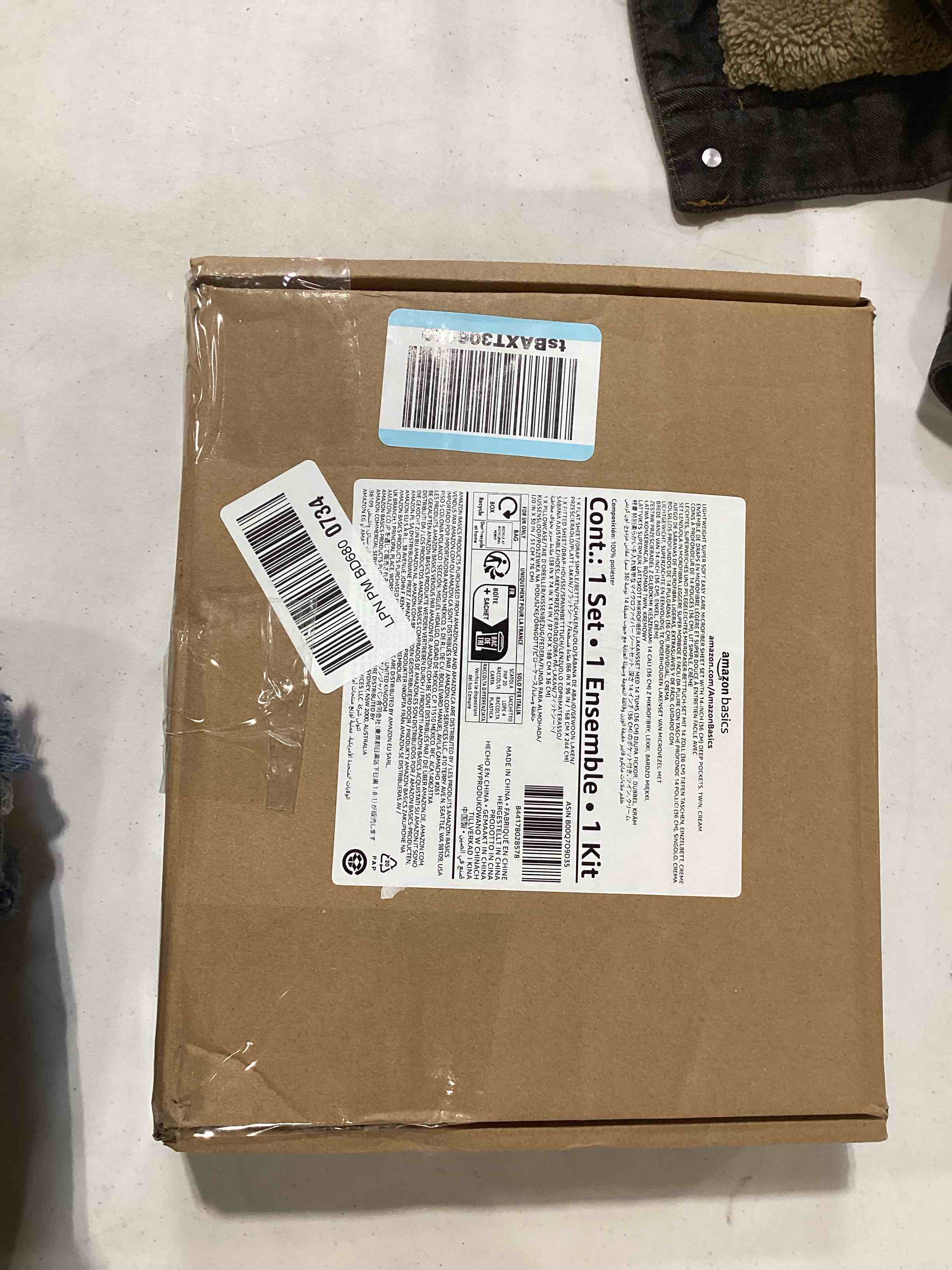 https://s3.amazonaws.com/lotting-images-prod/bidfta/PNK0361029_1730815065177.jpeg