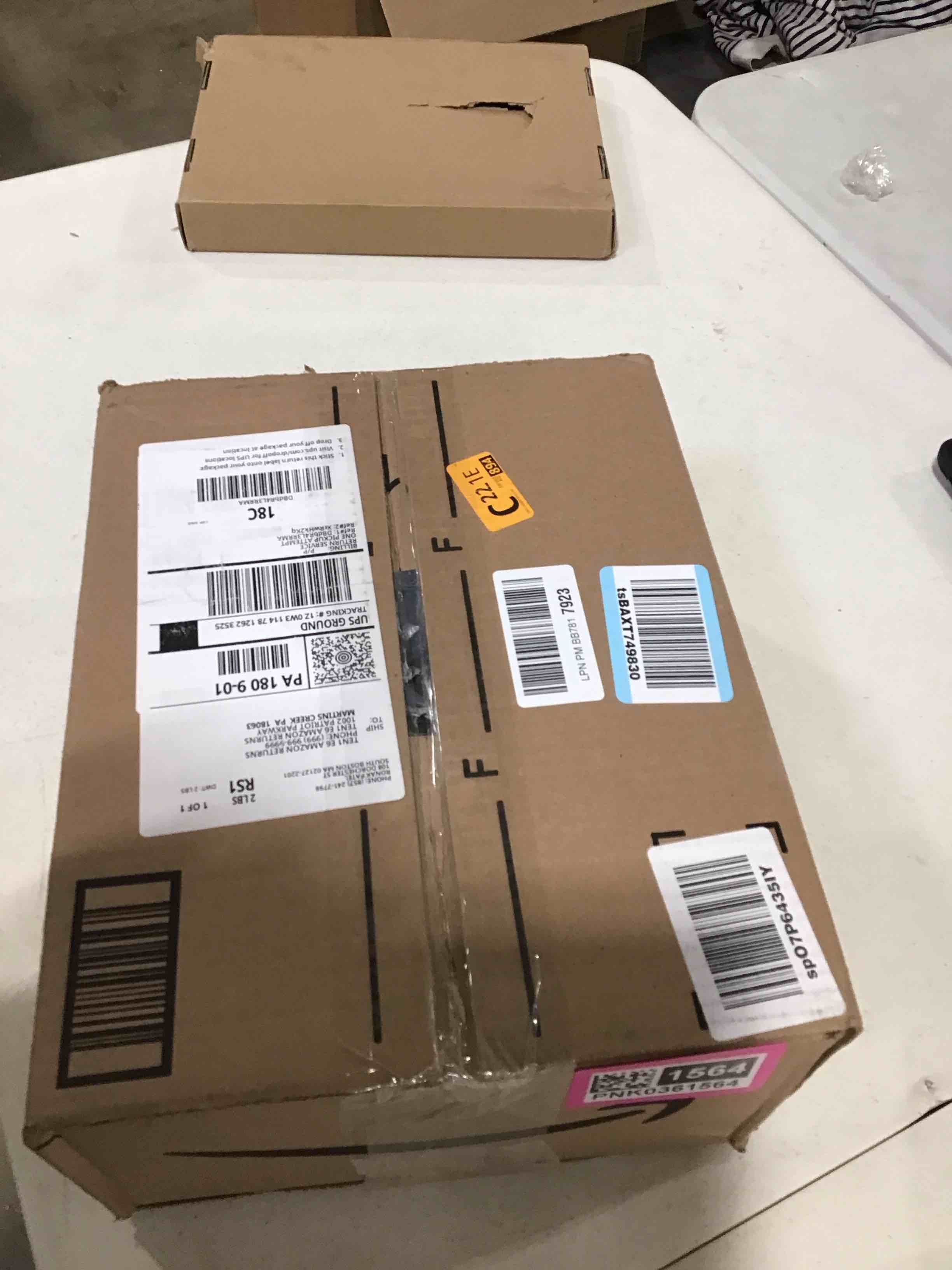https://s3.amazonaws.com/lotting-images-prod/bidfta/PNK0361564_1730211164870.jpeg