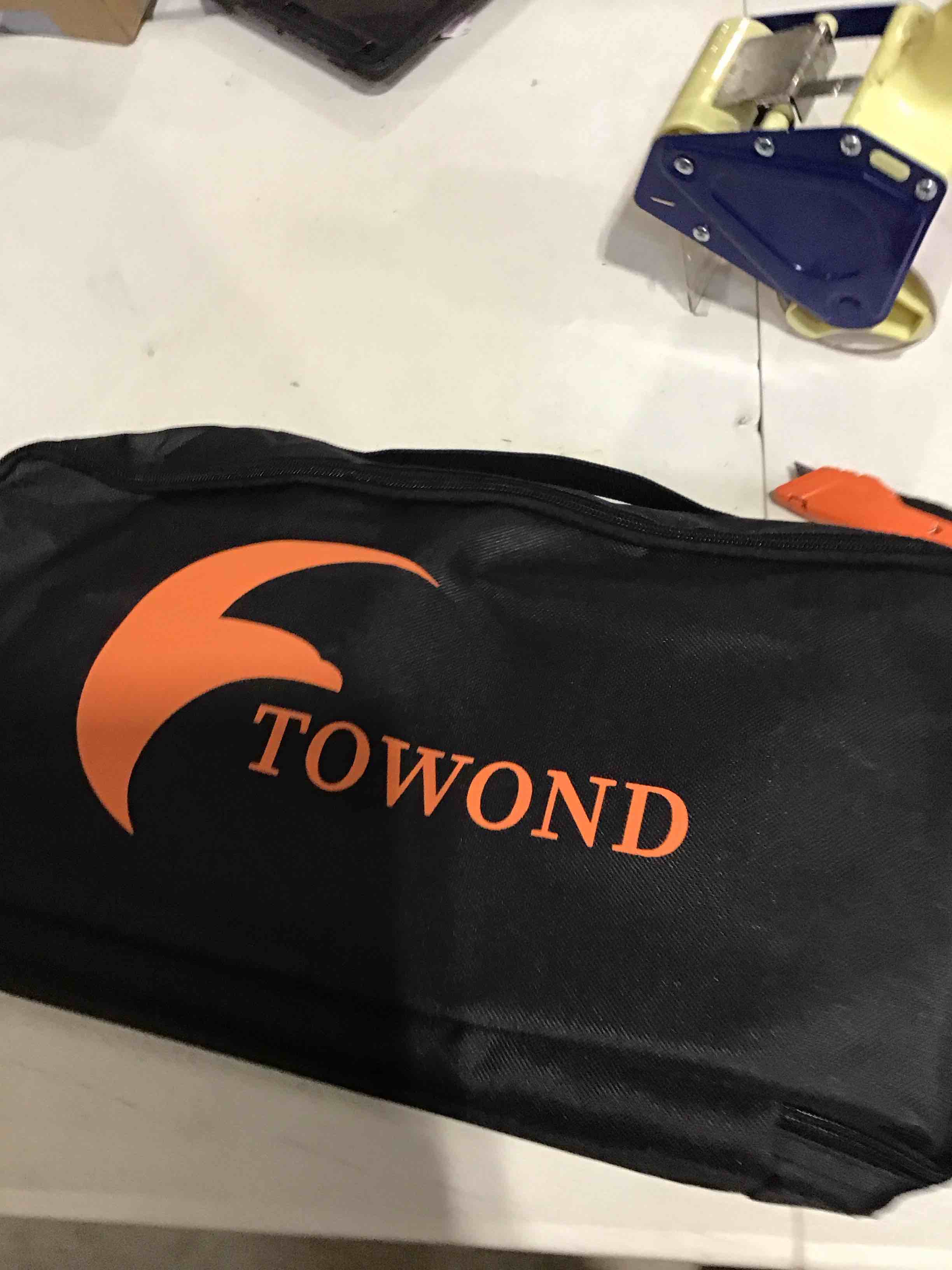 https://s3.amazonaws.com/lotting-images-prod/bidfta/PNK0361566_1730210829926.jpeg