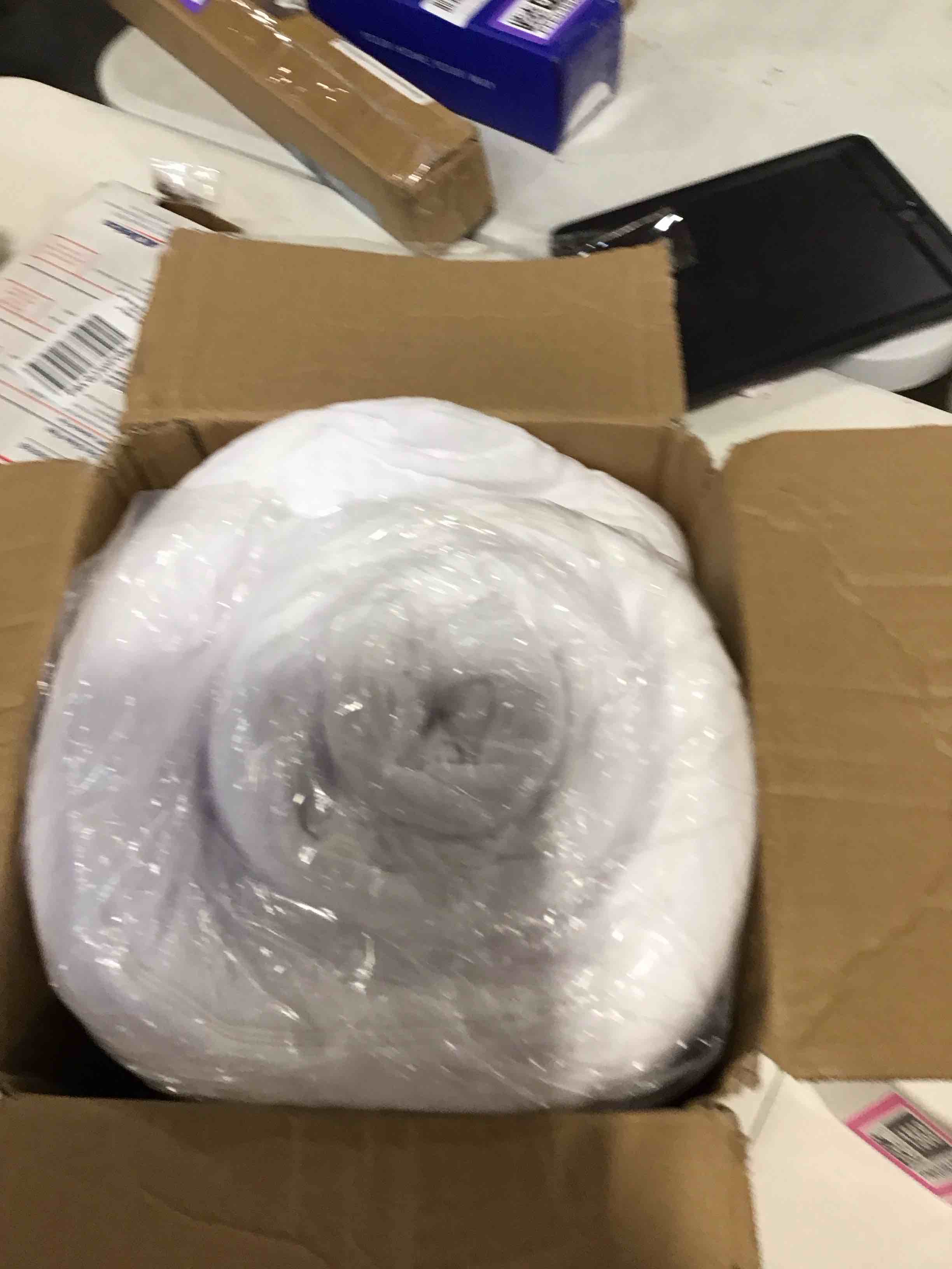https://s3.amazonaws.com/lotting-images-prod/bidfta/PNK0361568_1730210601166.jpeg