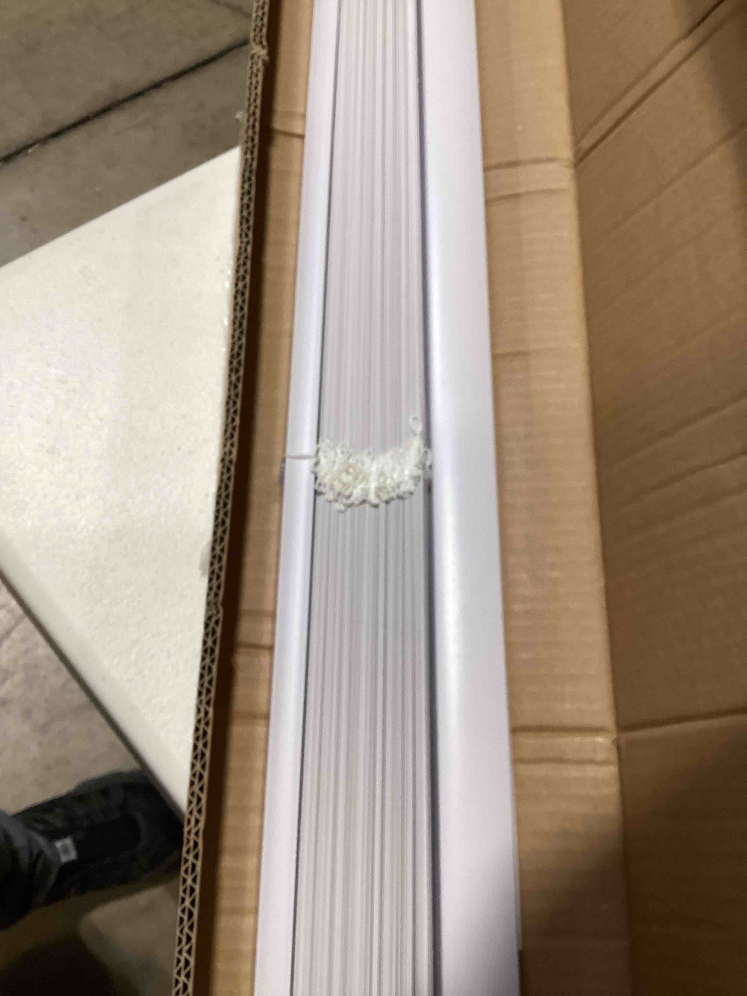 https://s3.amazonaws.com/lotting-images-prod/bidfta/PNK0361719_1729691658974.jpeg