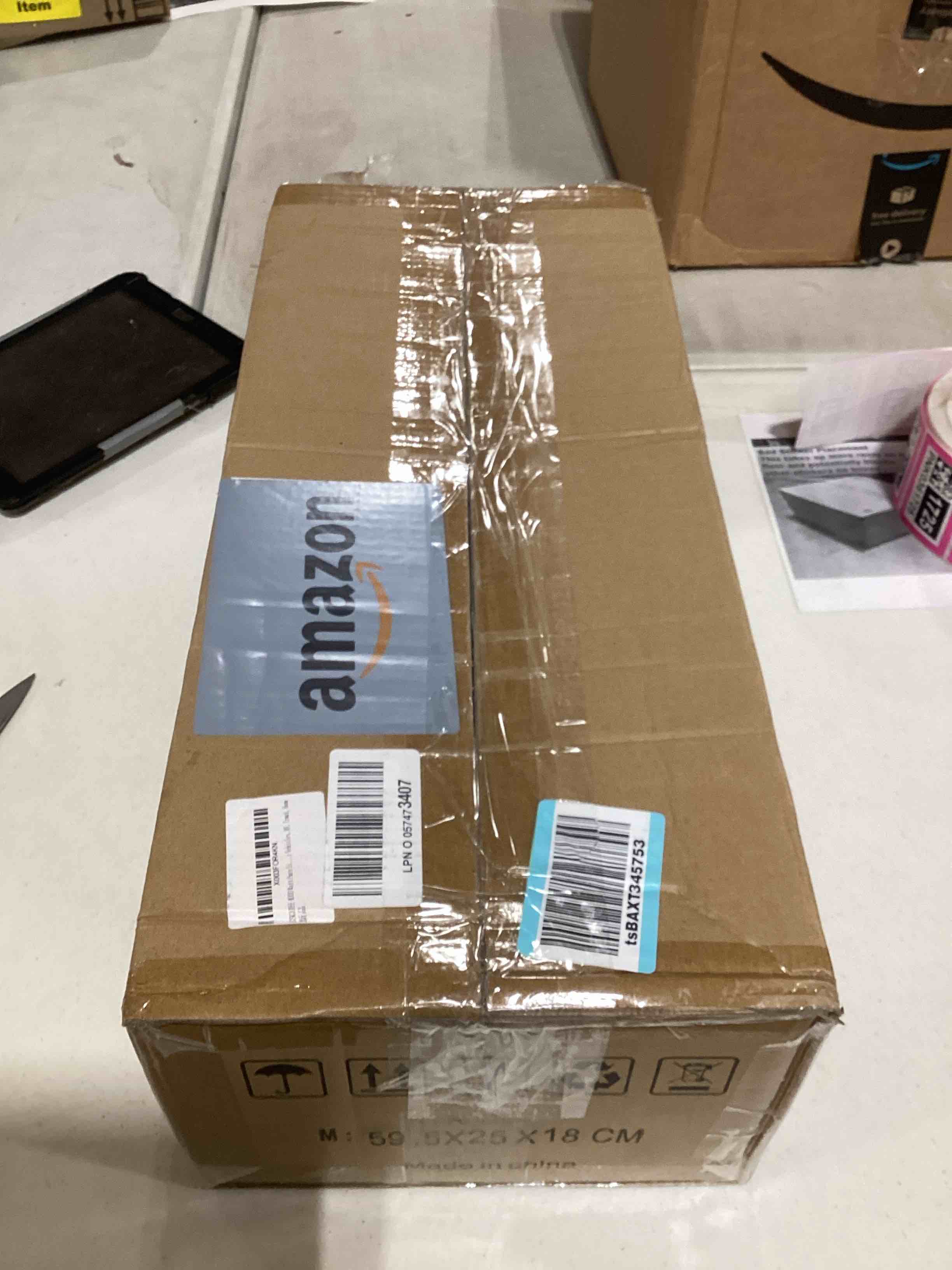 https://s3.amazonaws.com/lotting-images-prod/bidfta/PNK0361734_1729689242866.jpeg
