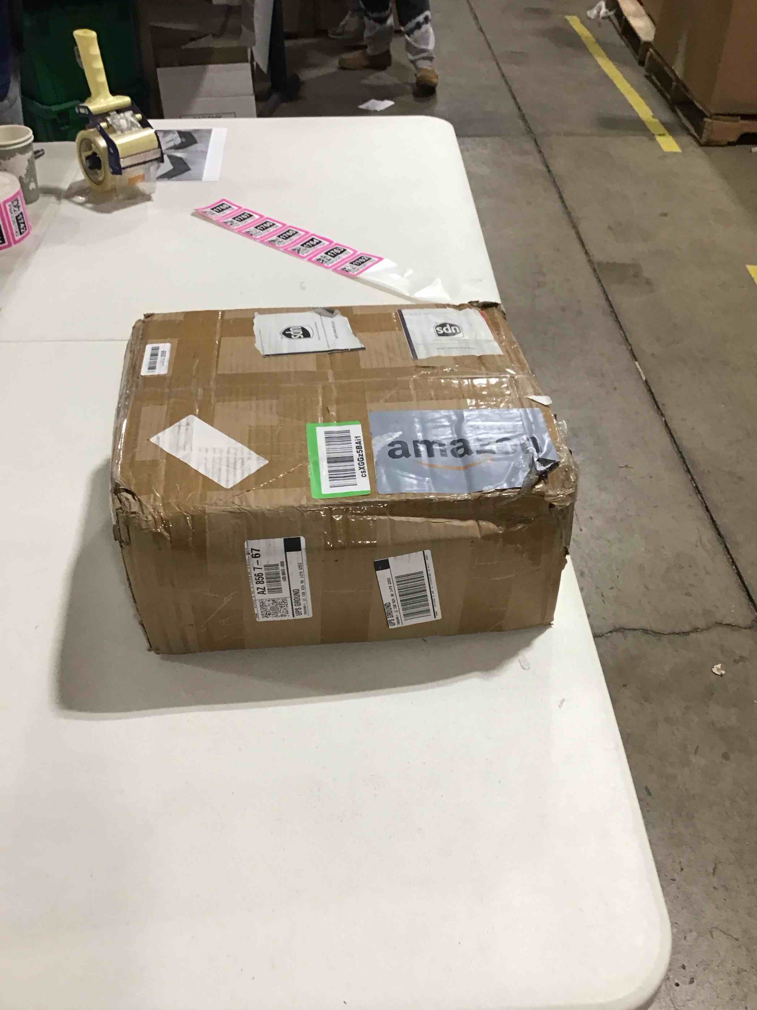 https://s3.amazonaws.com/lotting-images-prod/bidfta/PNK0361762_1729683952486.jpeg