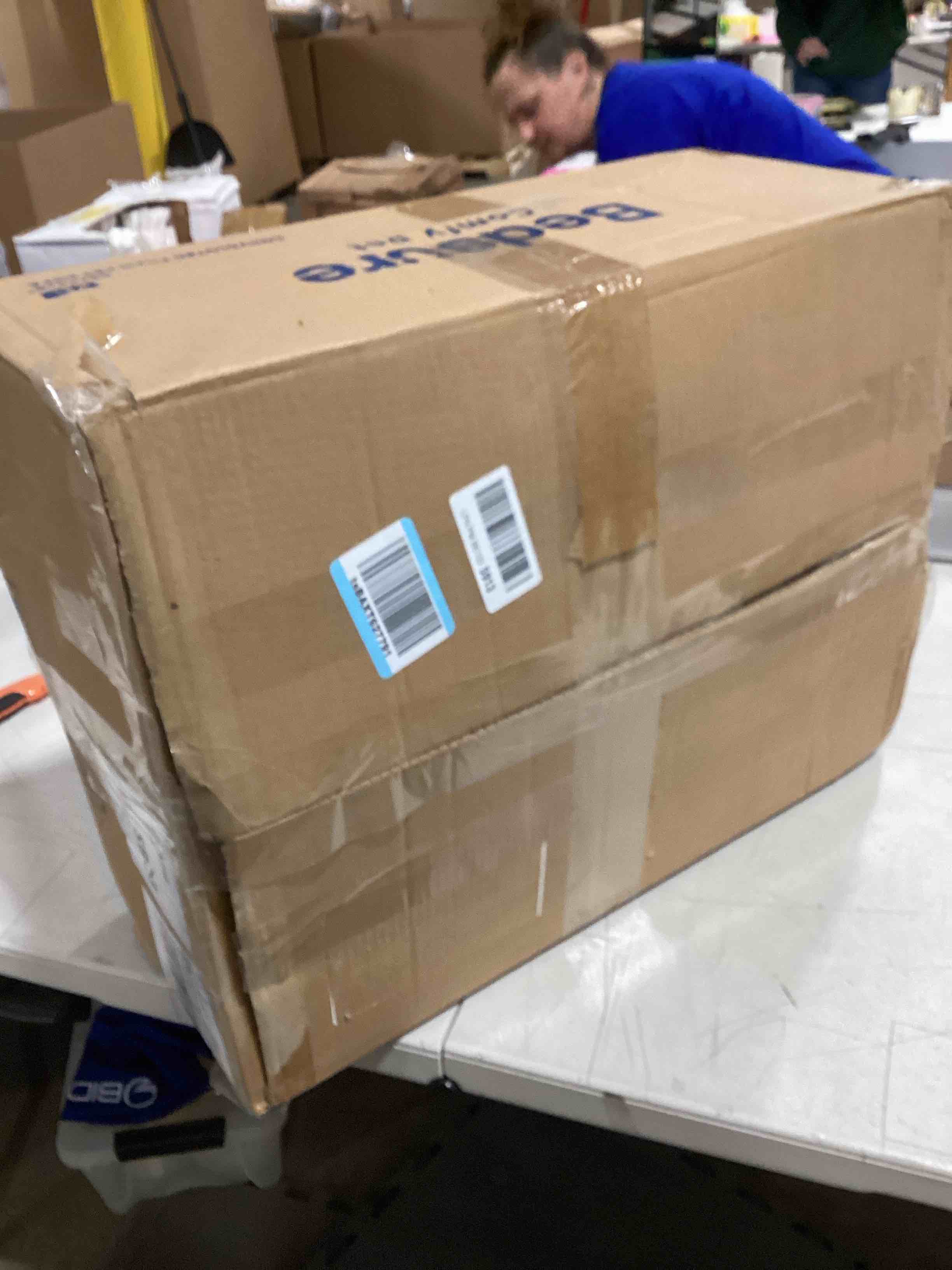 https://s3.amazonaws.com/lotting-images-prod/bidfta/PNK0362308_1733758106329.jpeg