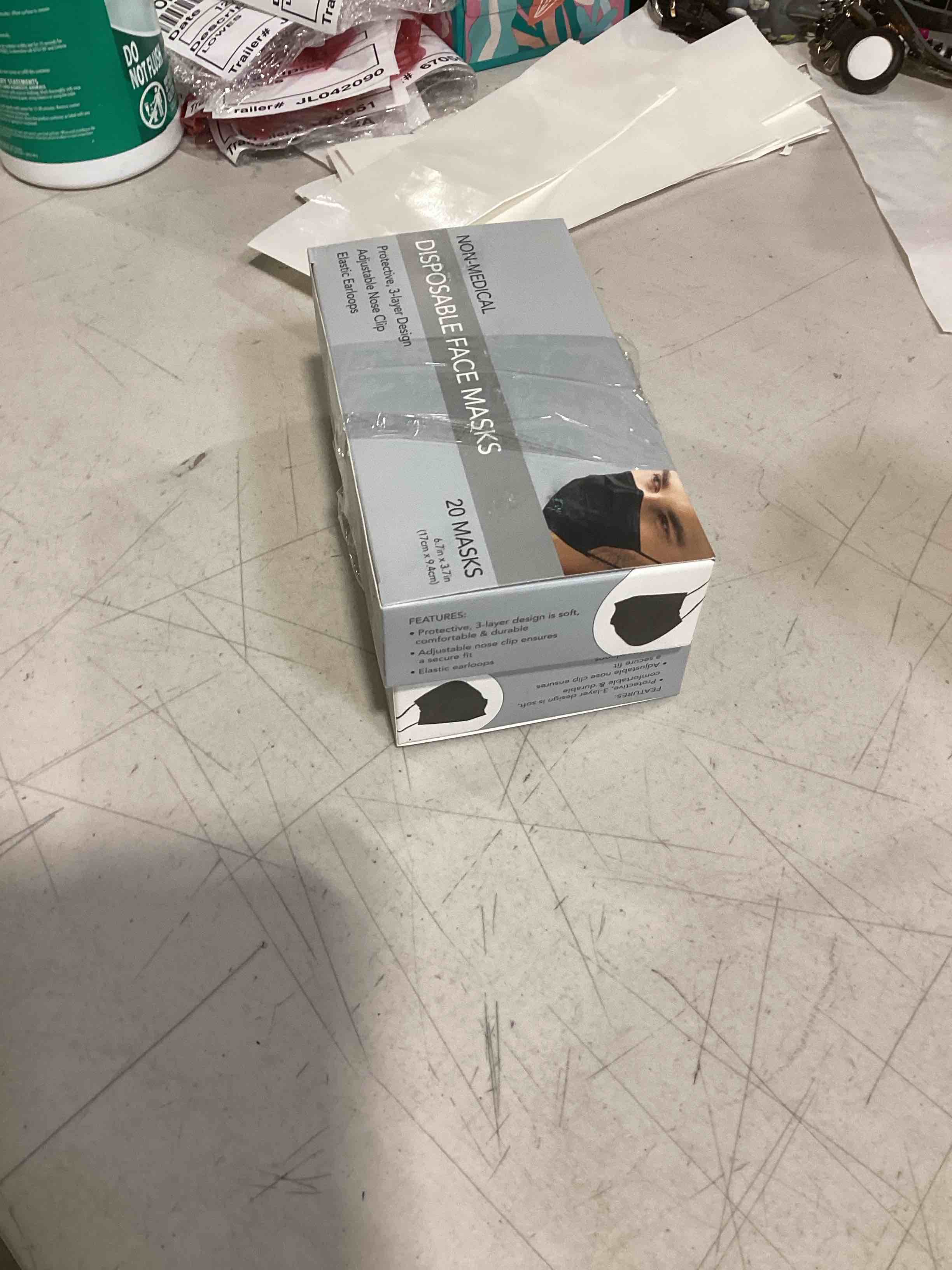 40 black disposable masks