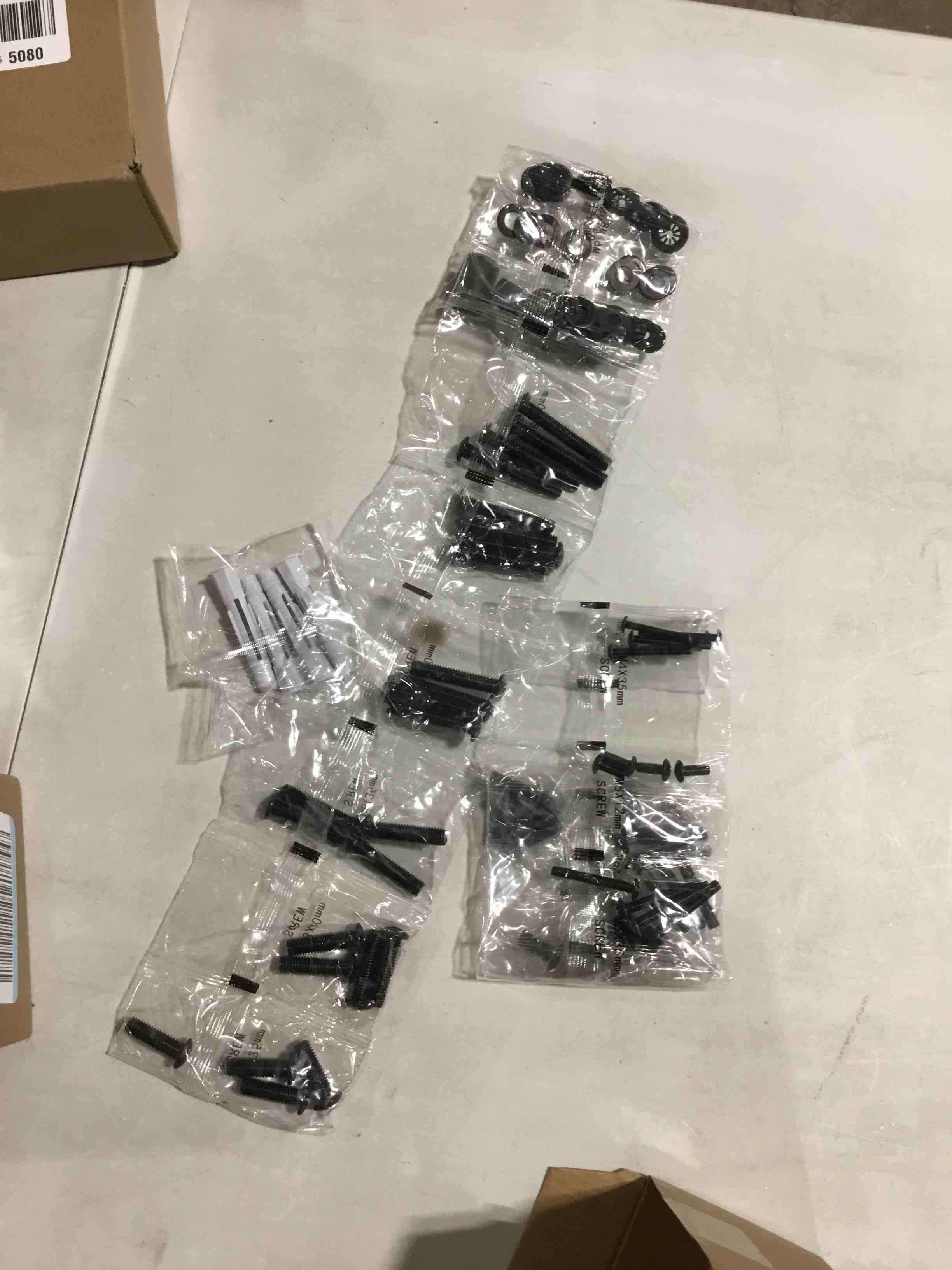 https://s3.amazonaws.com/lotting-images-prod/bidfta/PNK0363174_1731700707898.jpeg