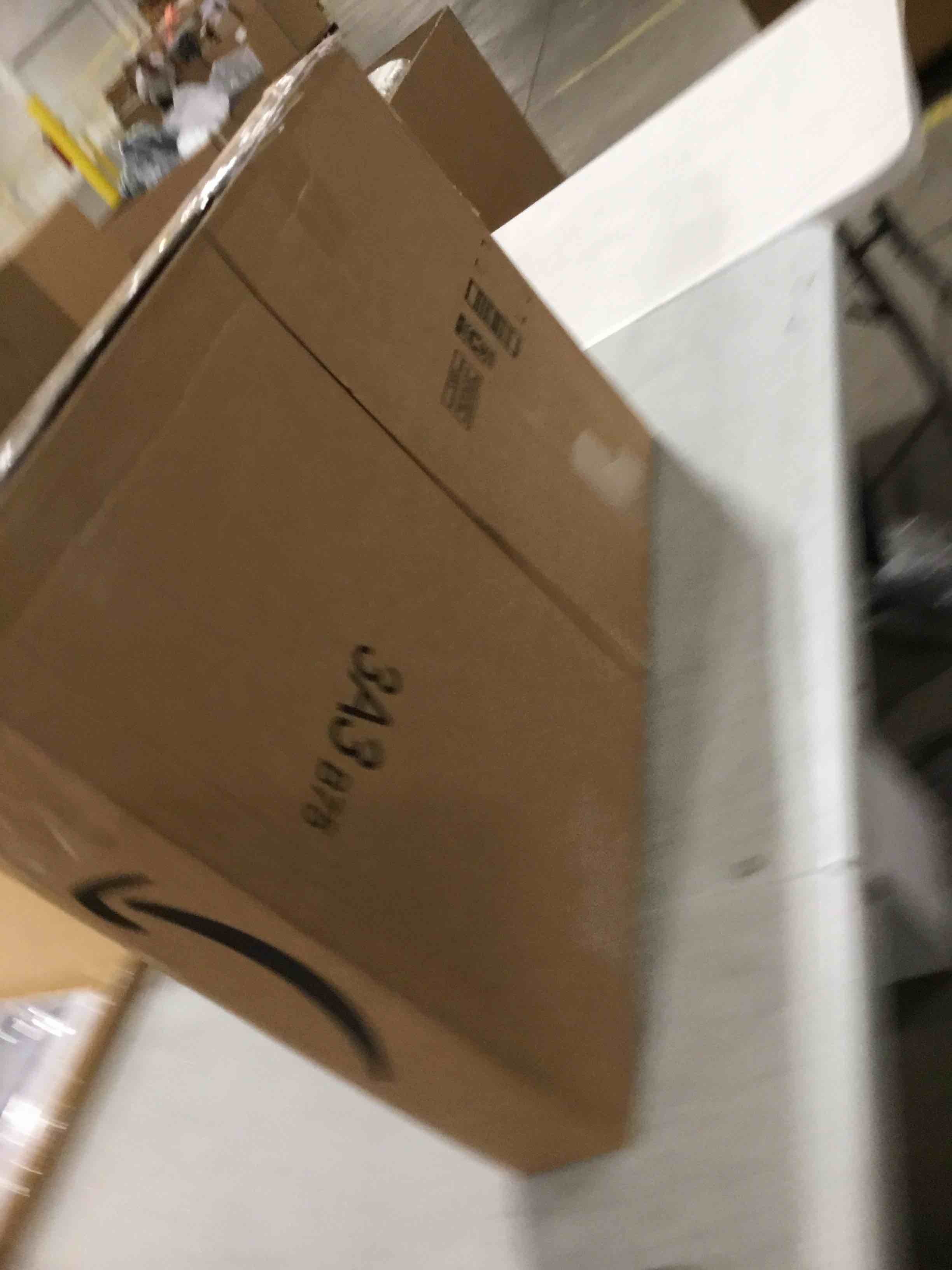 https://s3.amazonaws.com/lotting-images-prod/bidfta/PNK0364571_1730404275846.jpeg