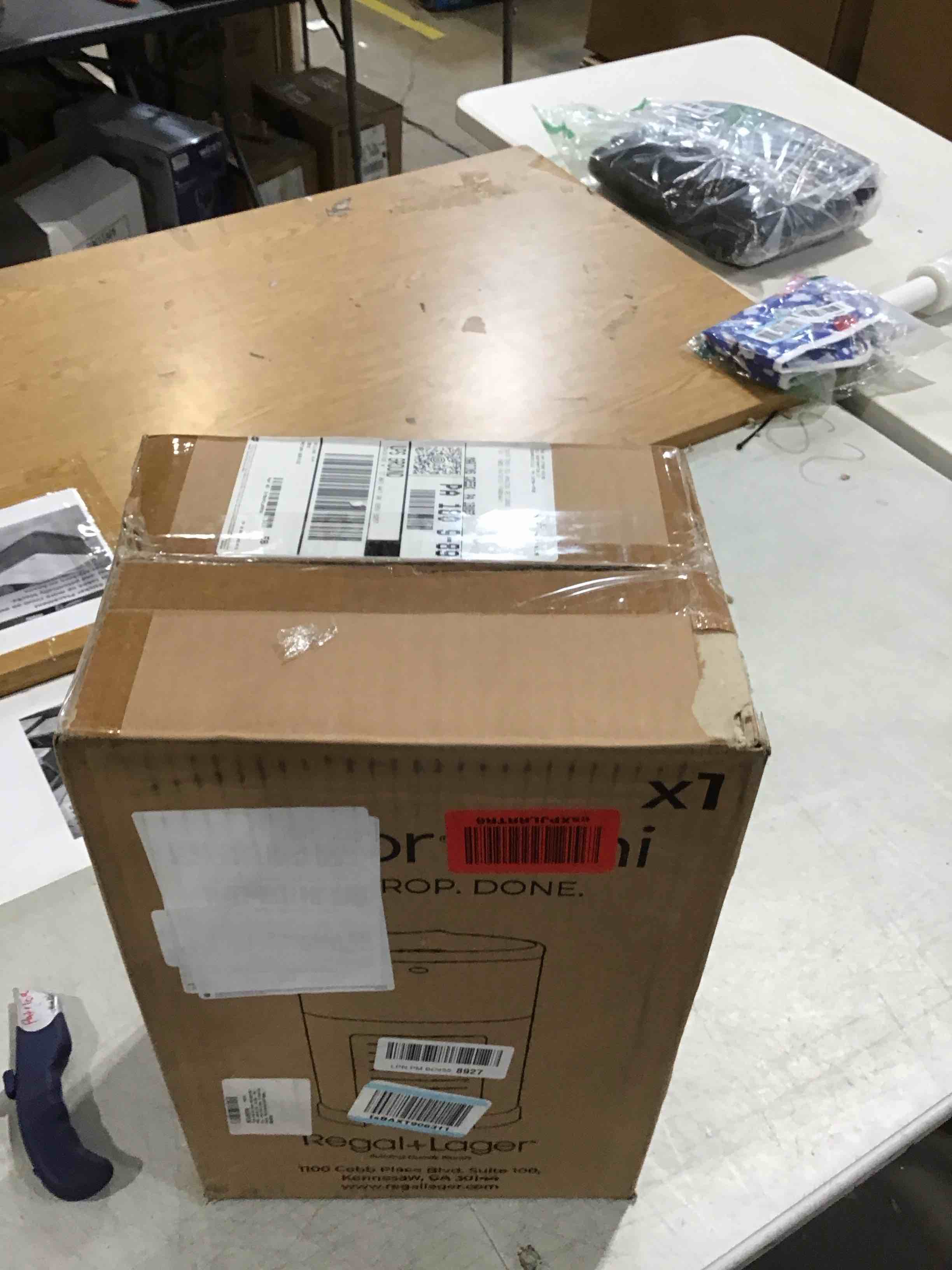 https://s3.amazonaws.com/lotting-images-prod/bidfta/PNK0364767_1730302927132.jpeg