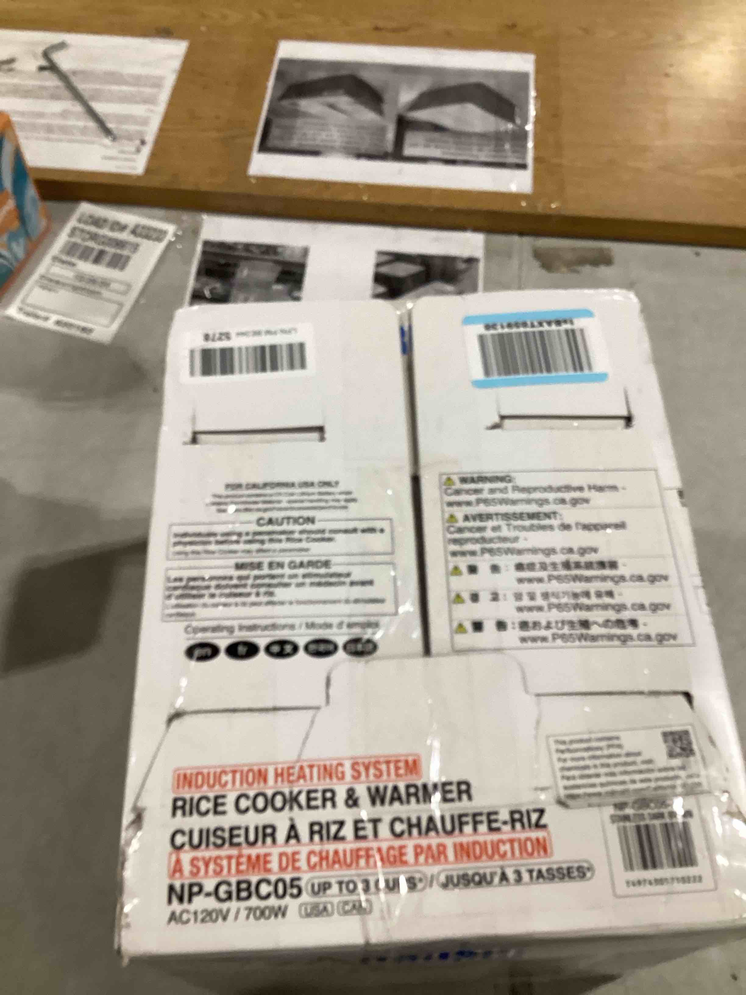 https://s3.amazonaws.com/lotting-images-prod/bidfta/PNK0364839_1730289988884.jpeg