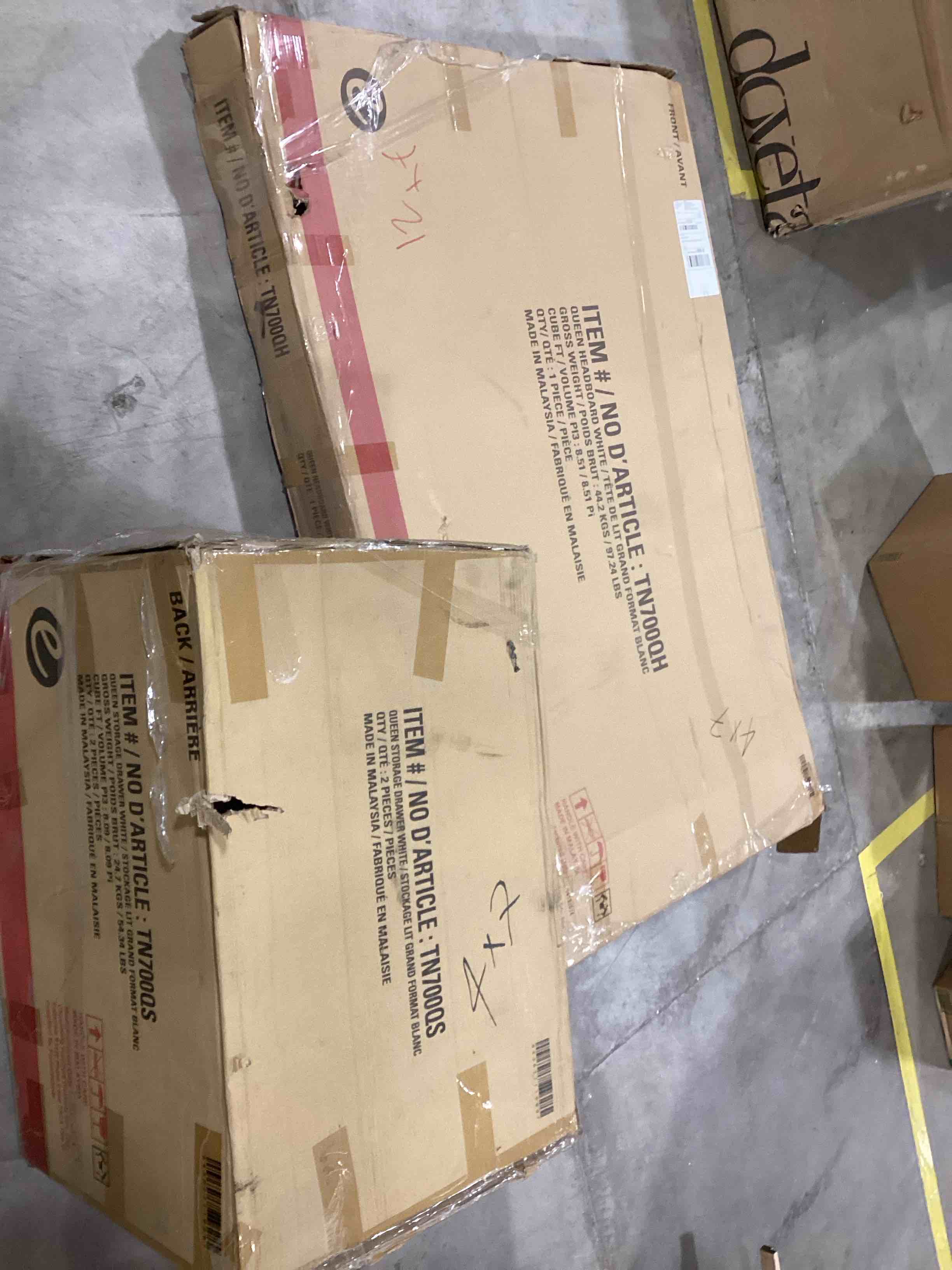 https://s3.amazonaws.com/lotting-images-prod/bidfta/PNK0365783_1728991911528.jpeg