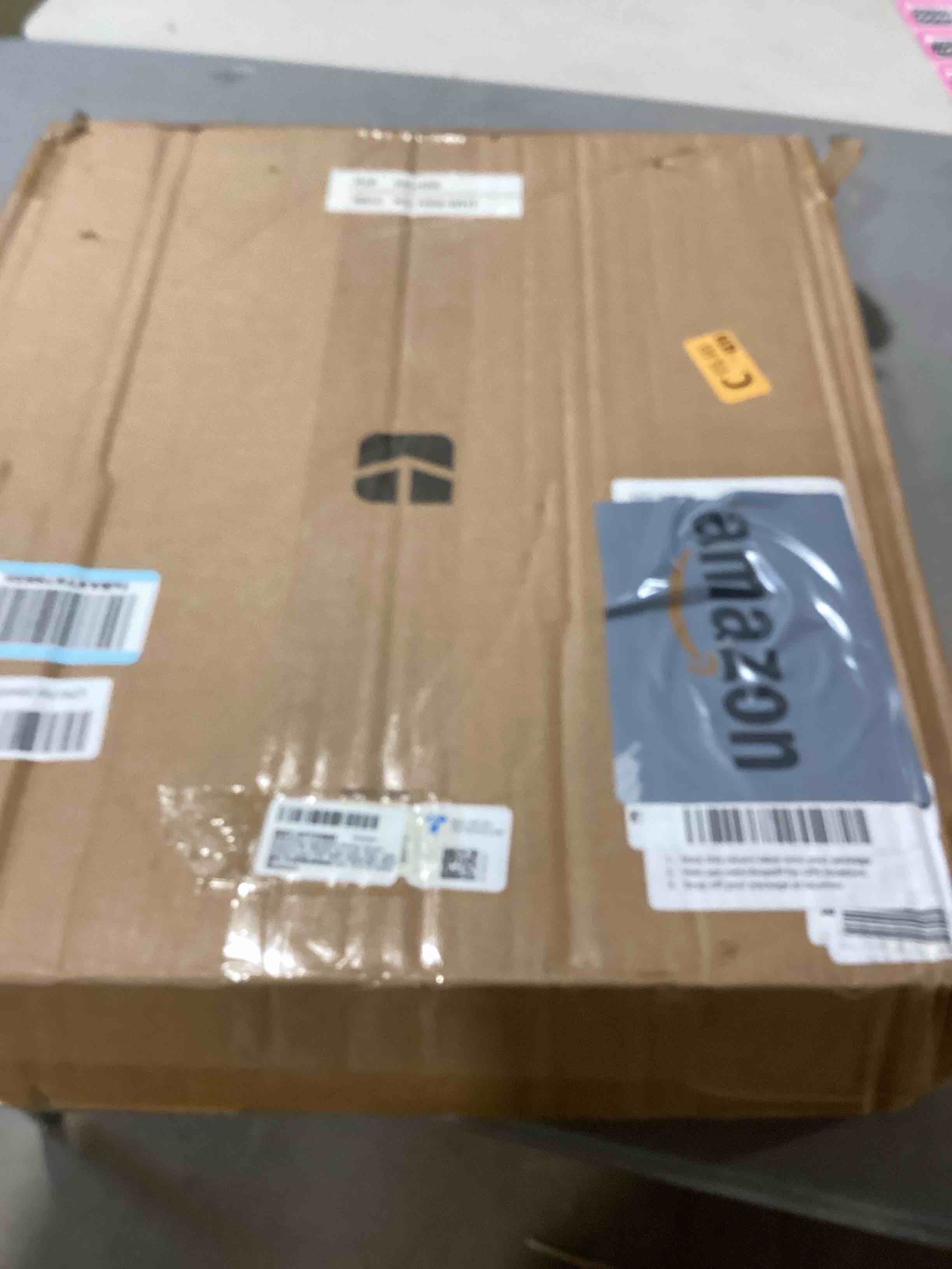 https://s3.amazonaws.com/lotting-images-prod/bidfta/PNK0366906_1730988271708.jpeg