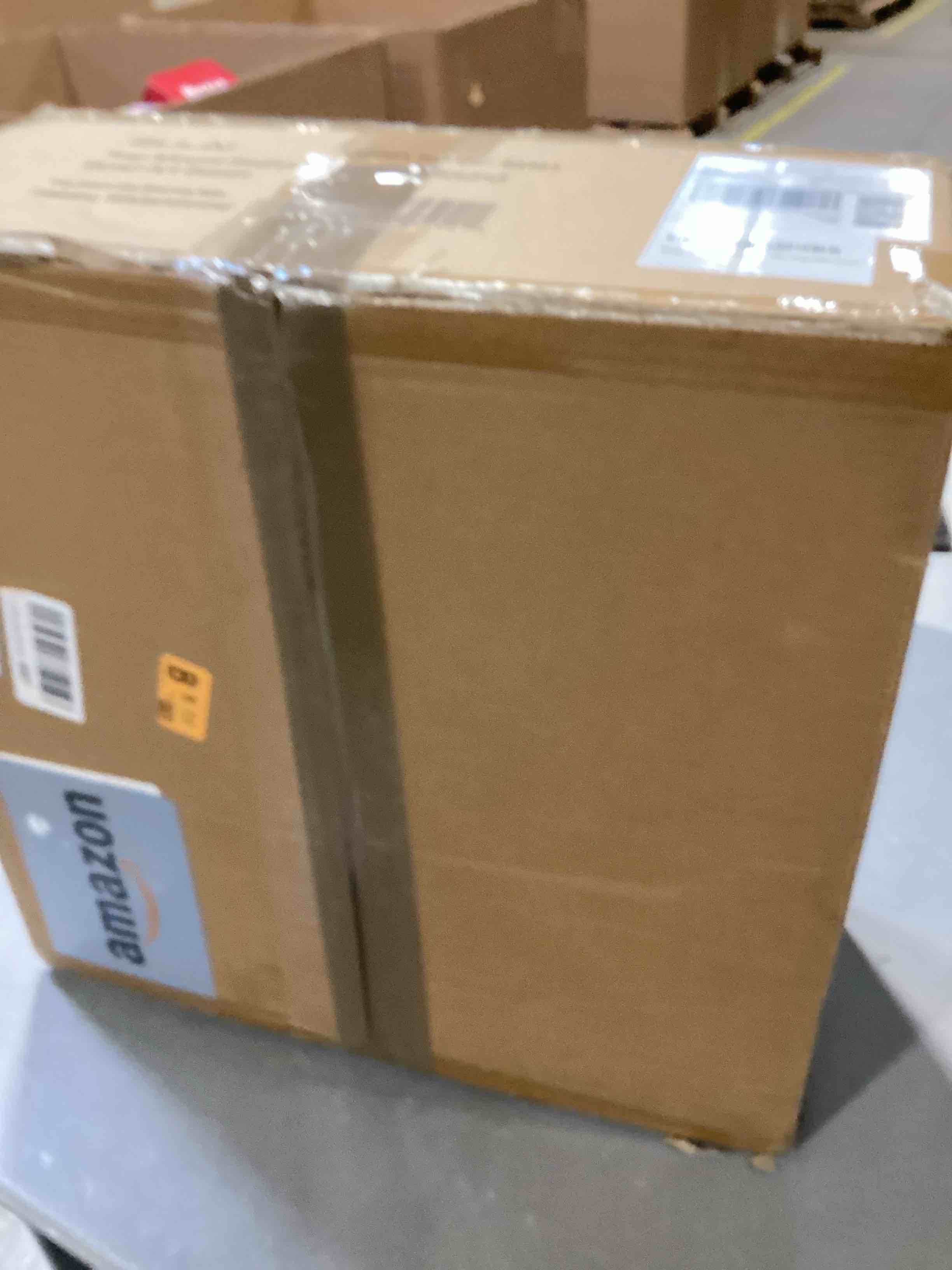 https://s3.amazonaws.com/lotting-images-prod/bidfta/PNK0367021_1730816539649.jpeg