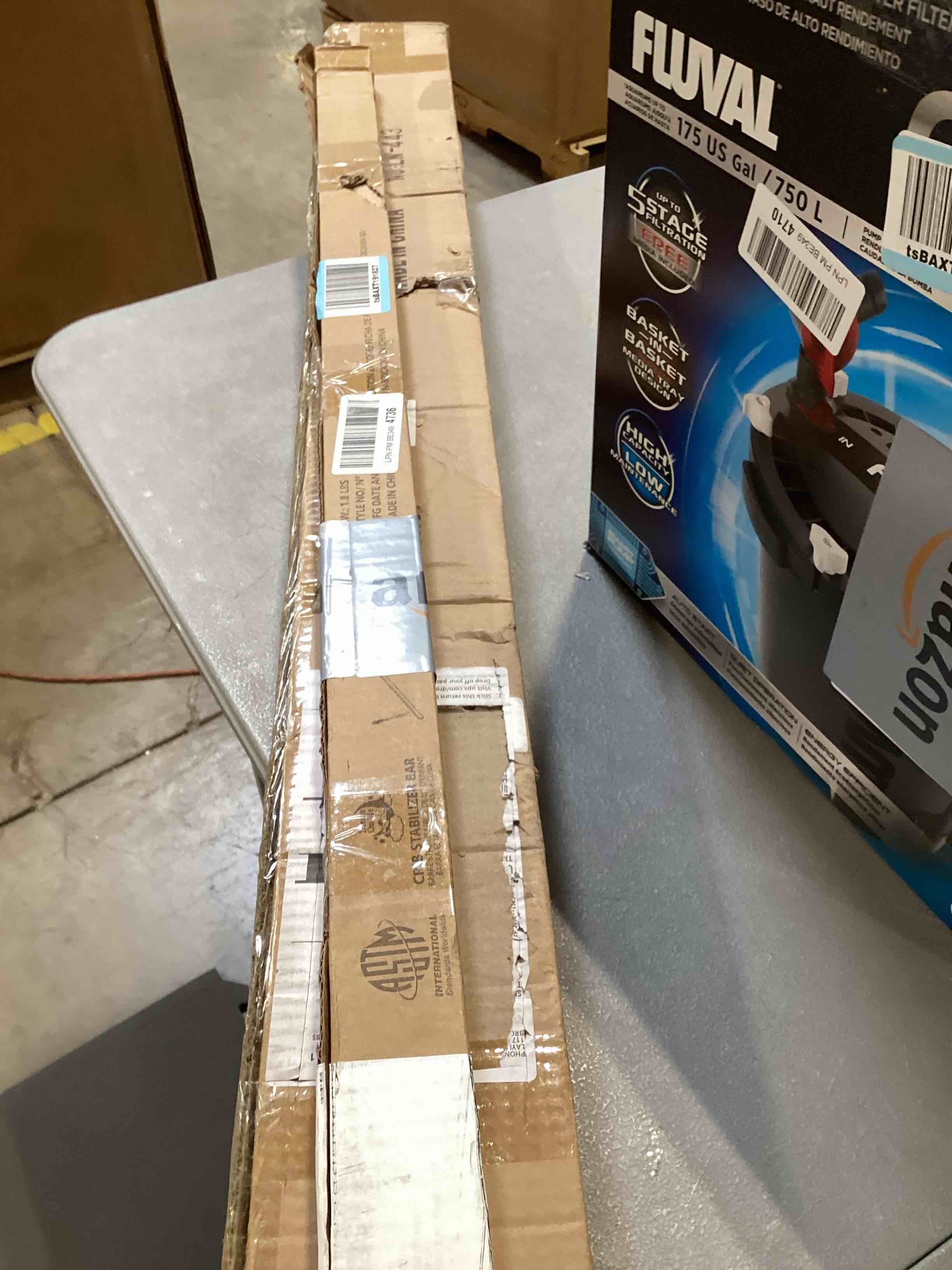 https://s3.amazonaws.com/lotting-images-prod/bidfta/PNK0367084_1730738181773.jpeg