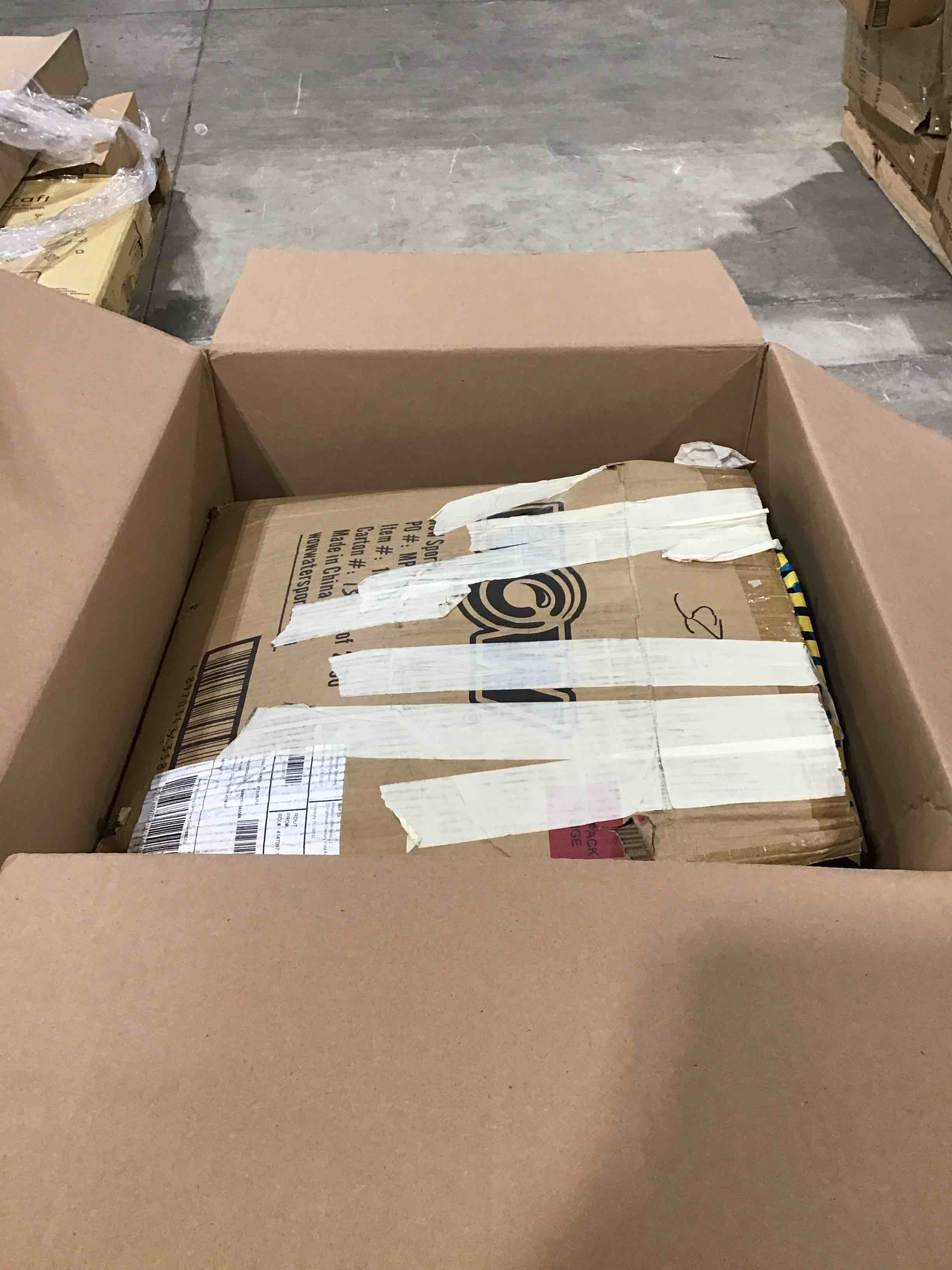 https://s3.amazonaws.com/lotting-images-prod/bidfta/PNK0367273_1730382440429.jpeg