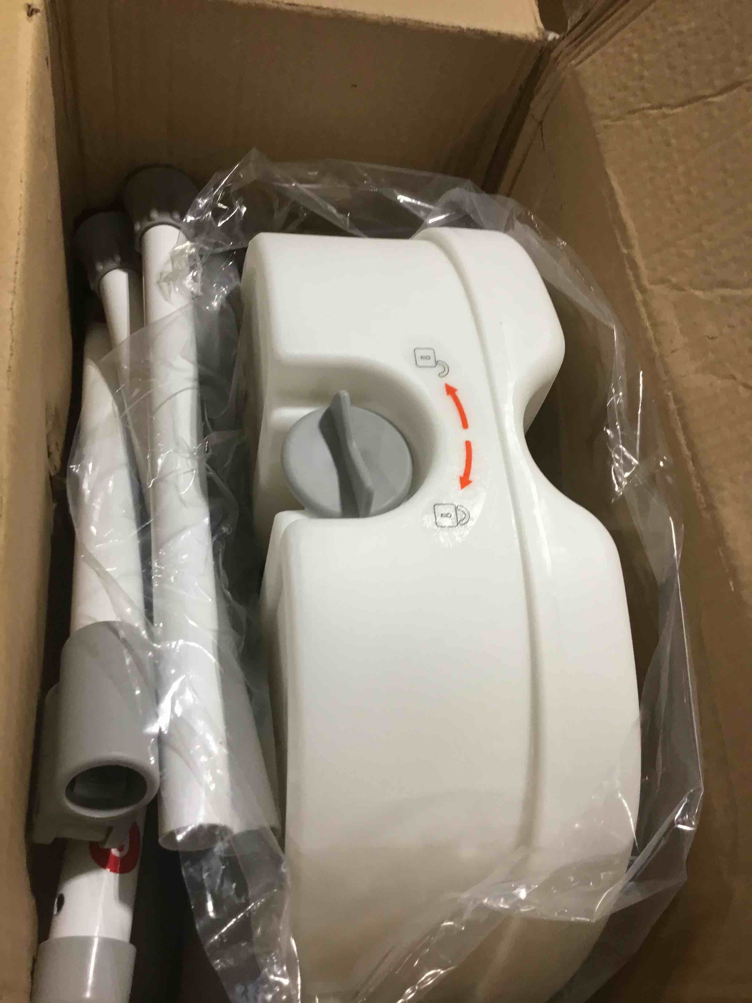 https://s3.amazonaws.com/lotting-images-prod/bidfta/PNK0367395_1730289779321.jpeg