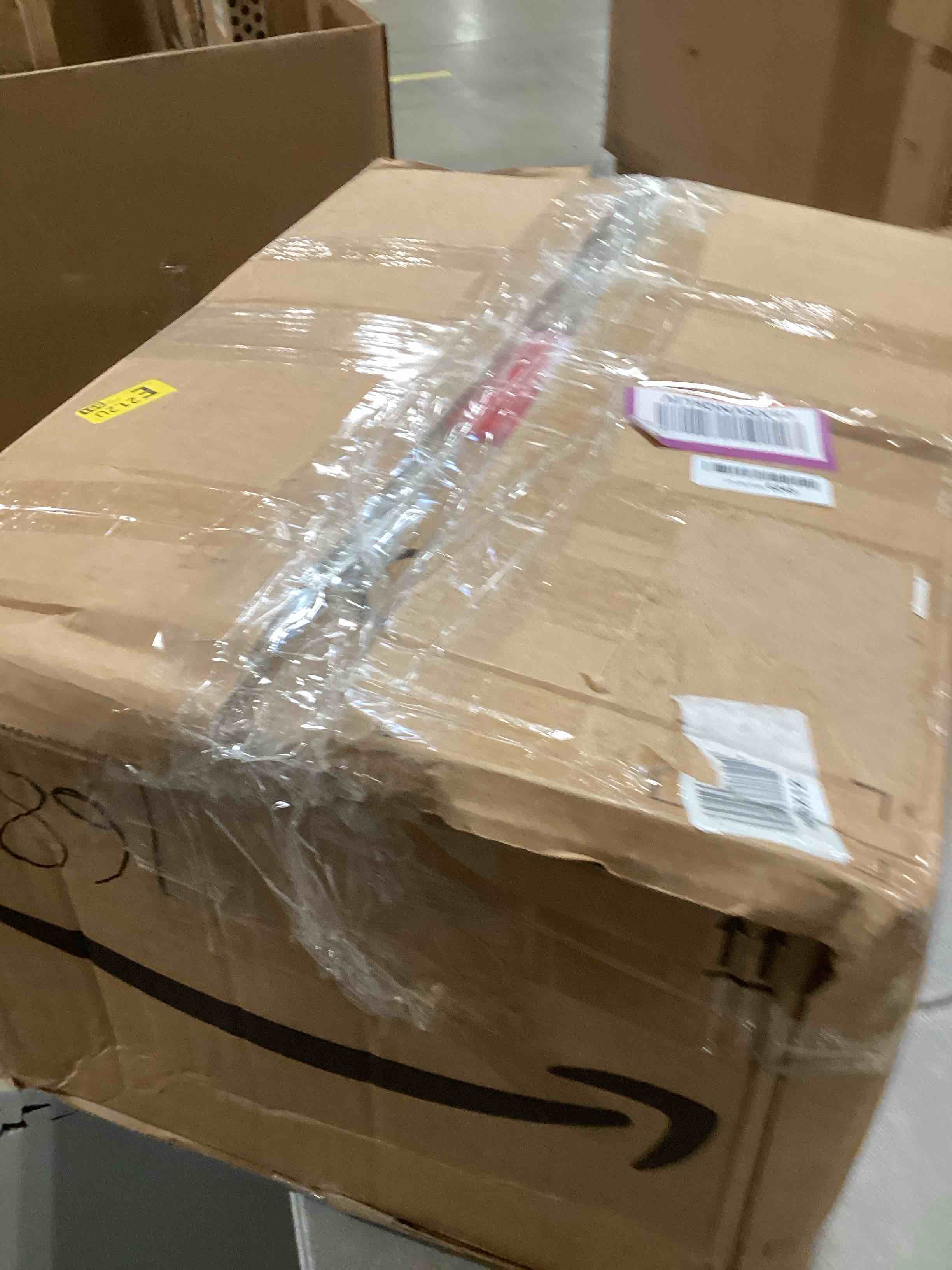 https://s3.amazonaws.com/lotting-images-prod/bidfta/PNK0367500_1730119779619.jpeg