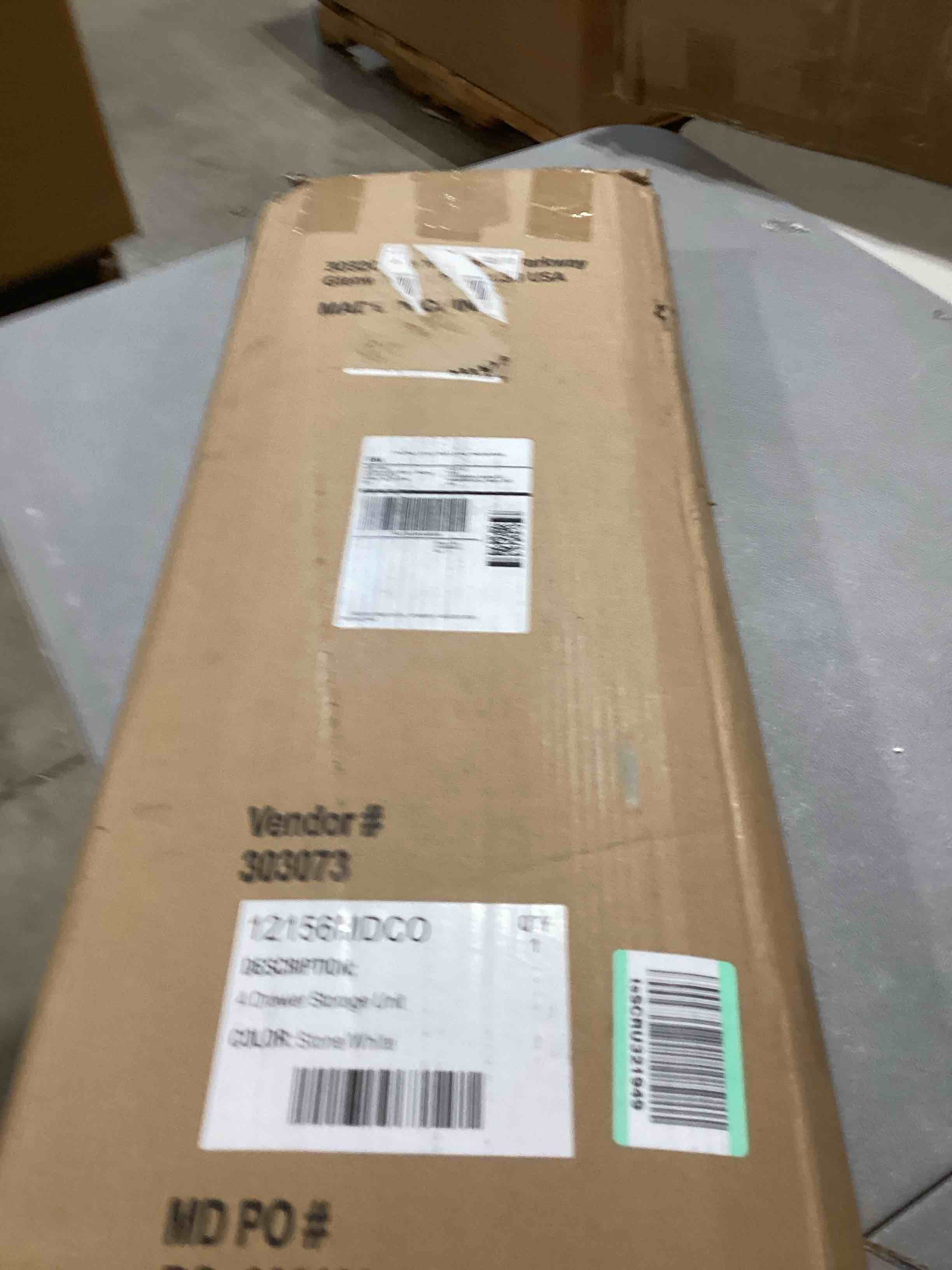 https://s3.amazonaws.com/lotting-images-prod/bidfta/PNK0367869_1729688616858.jpeg