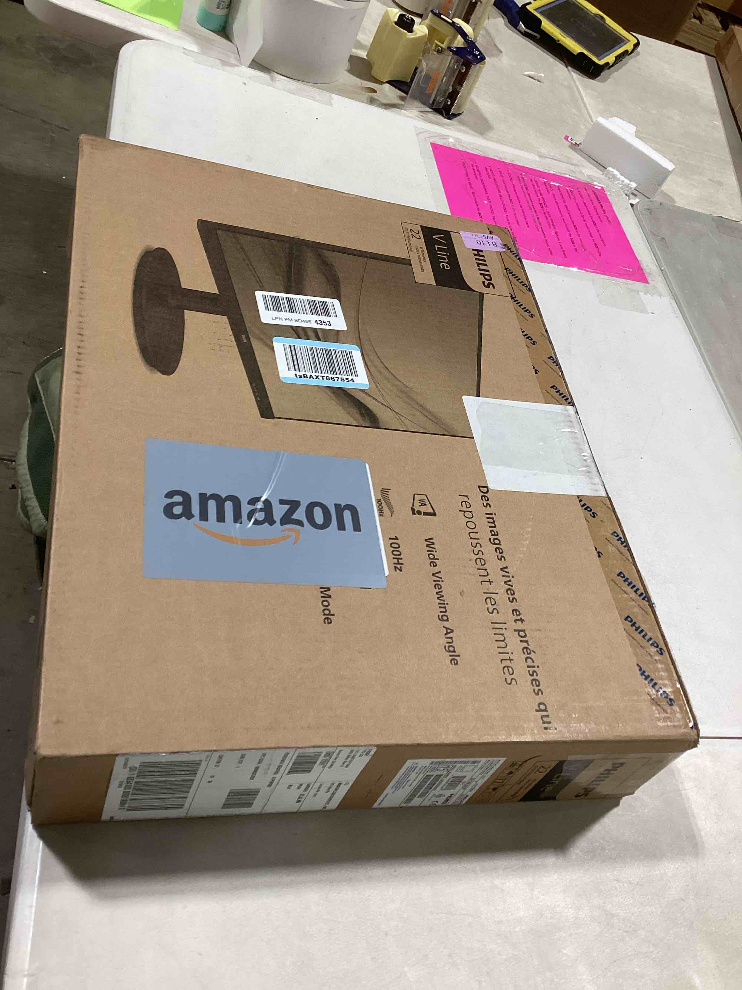 https://s3.amazonaws.com/lotting-images-prod/bidfta/PNK0368514_1732912958188.jpeg