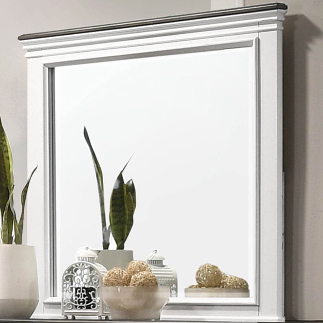 Roundhill Furniture Clelane Wood Dresser Mirror