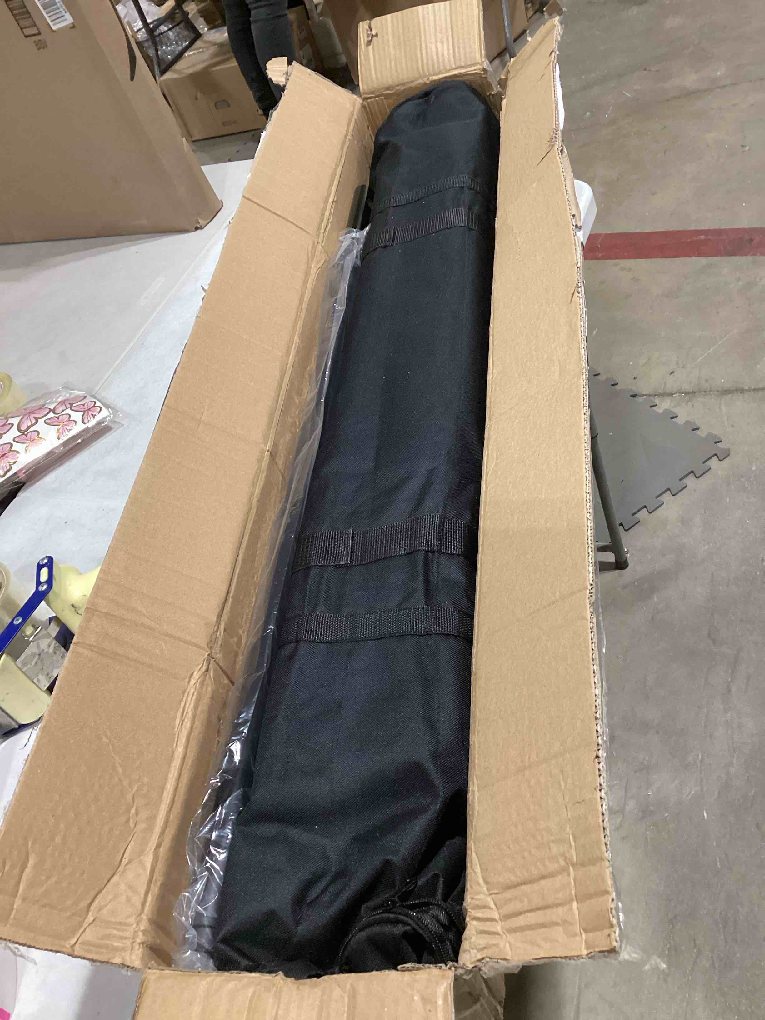 https://s3.amazonaws.com/lotting-images-prod/bidfta/PNK0368979_1731936892690.jpeg