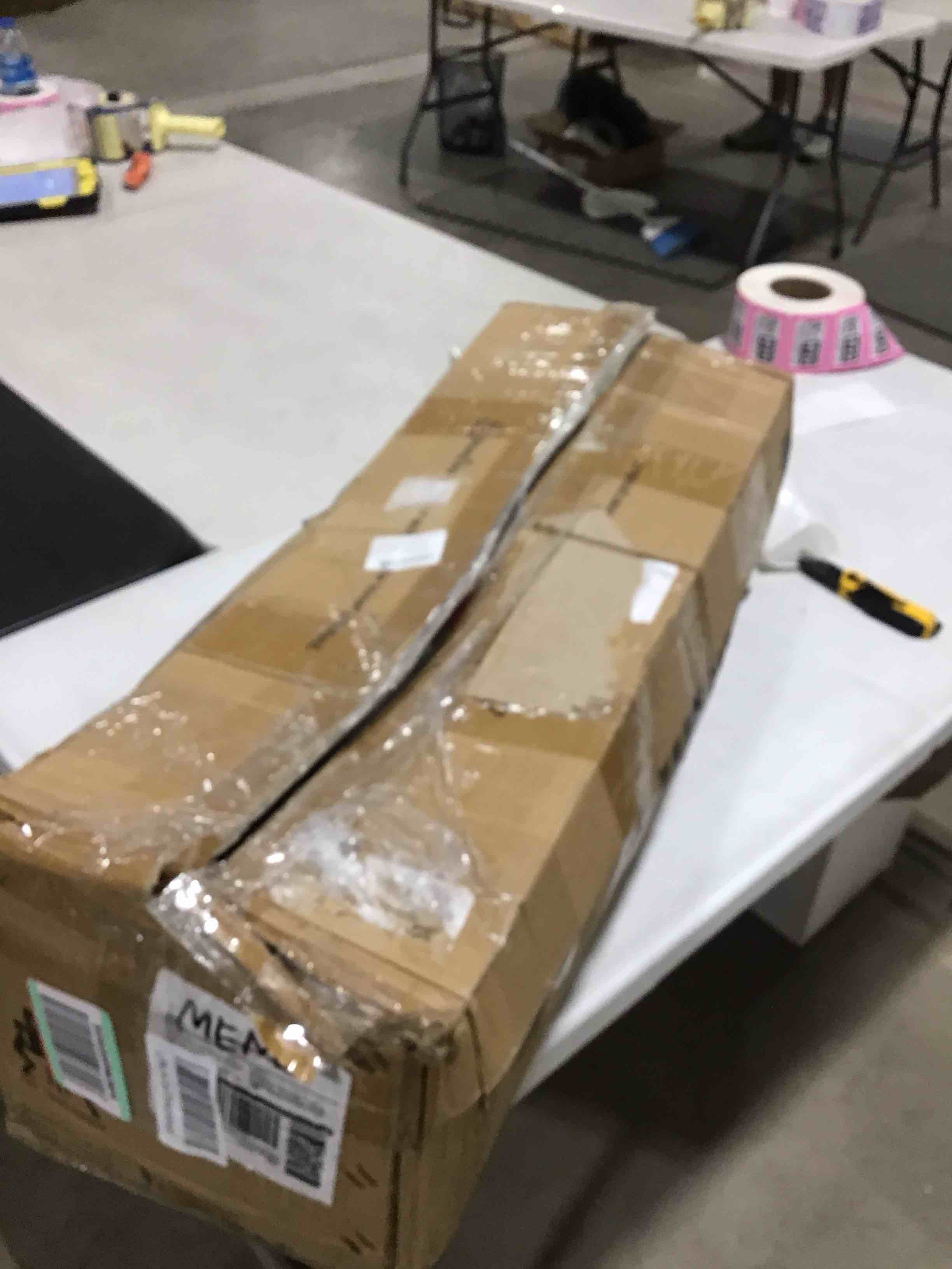 https://s3.amazonaws.com/lotting-images-prod/bidfta/PNK0369748_1730116104464.jpeg