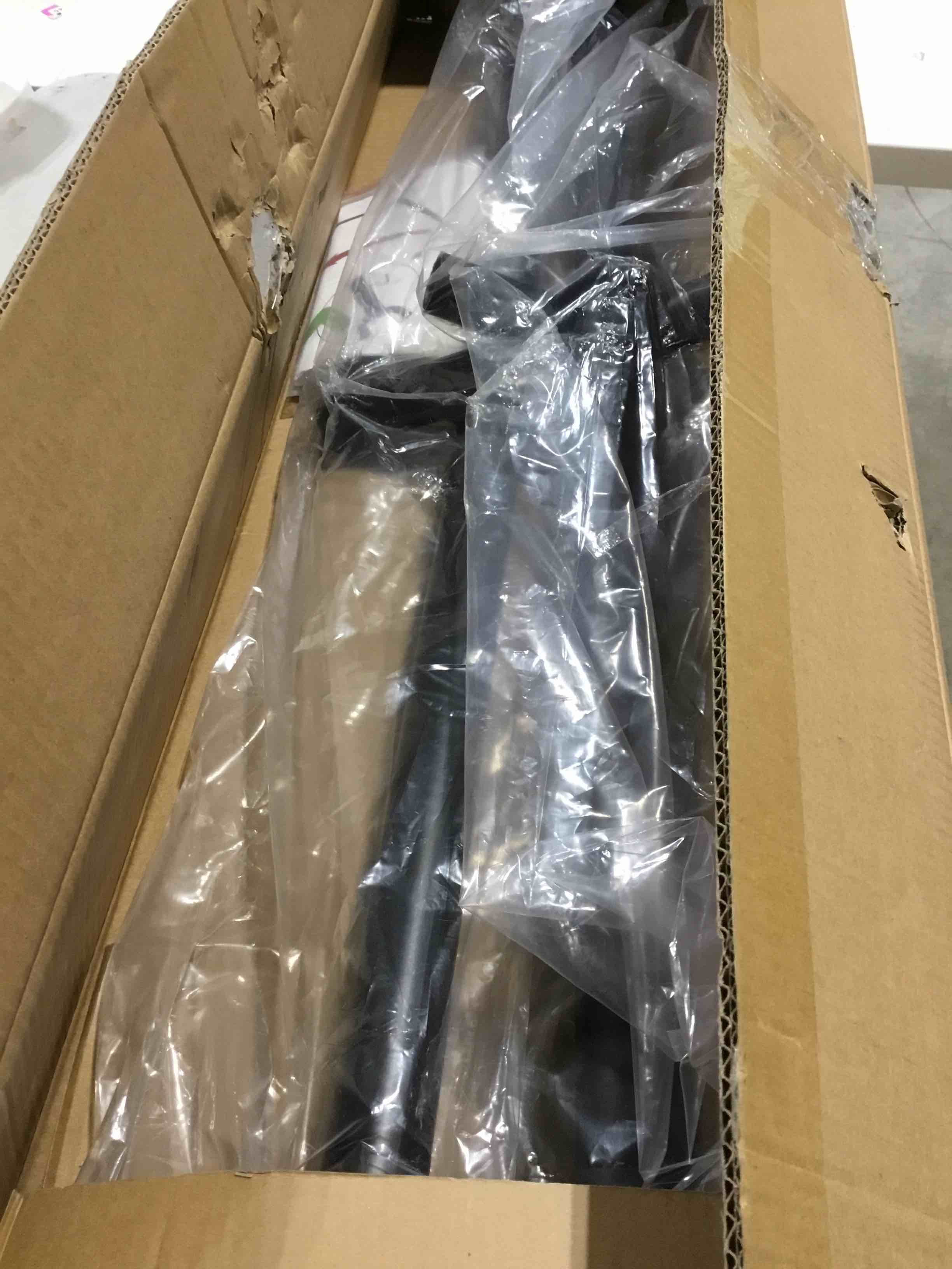 https://s3.amazonaws.com/lotting-images-prod/bidfta/PNK0370530_1731600968468.jpeg