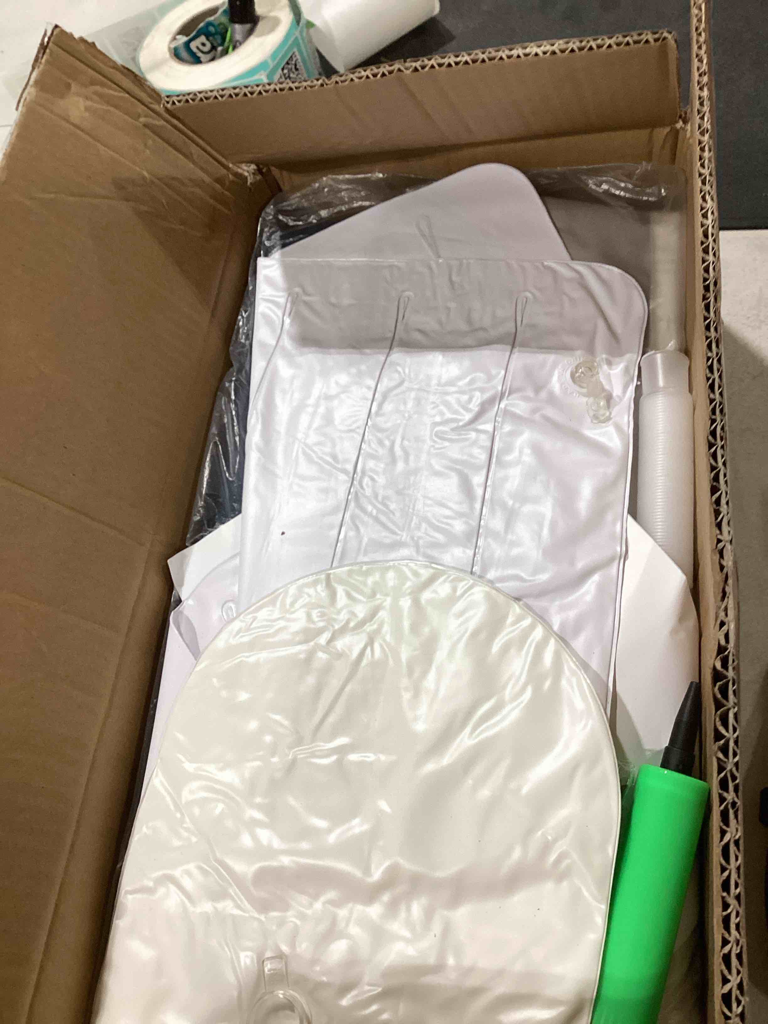 https://s3.amazonaws.com/lotting-images-prod/bidfta/PNK0371574_1728909827240.jpeg