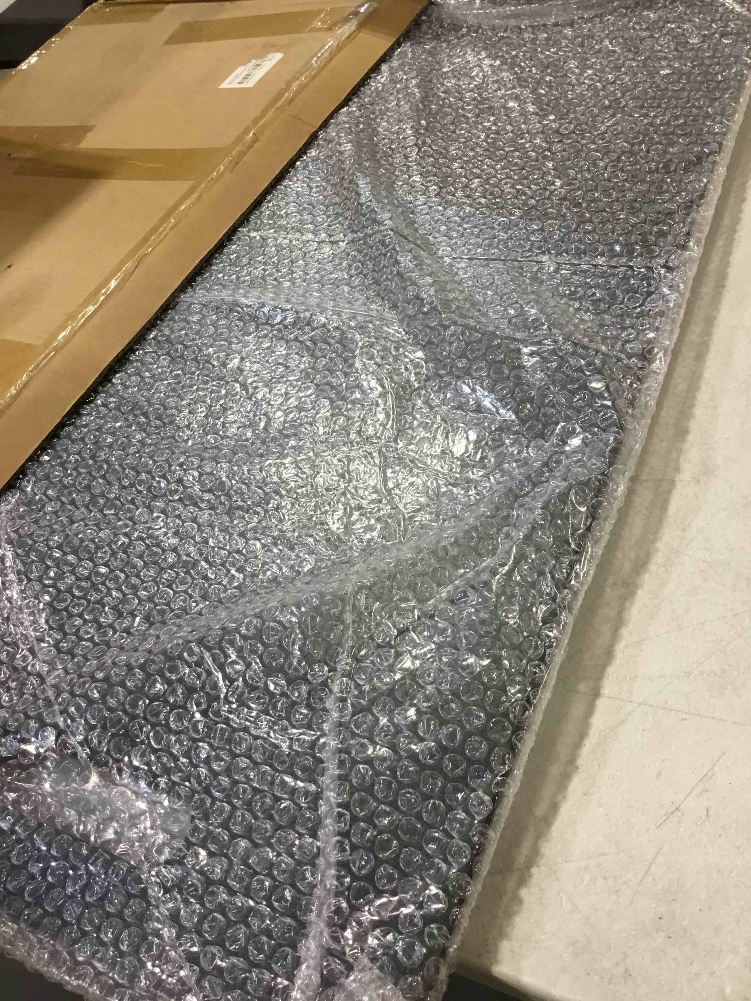 https://s3.amazonaws.com/lotting-images-prod/bidfta/PNK0371694_1728585373902.jpeg