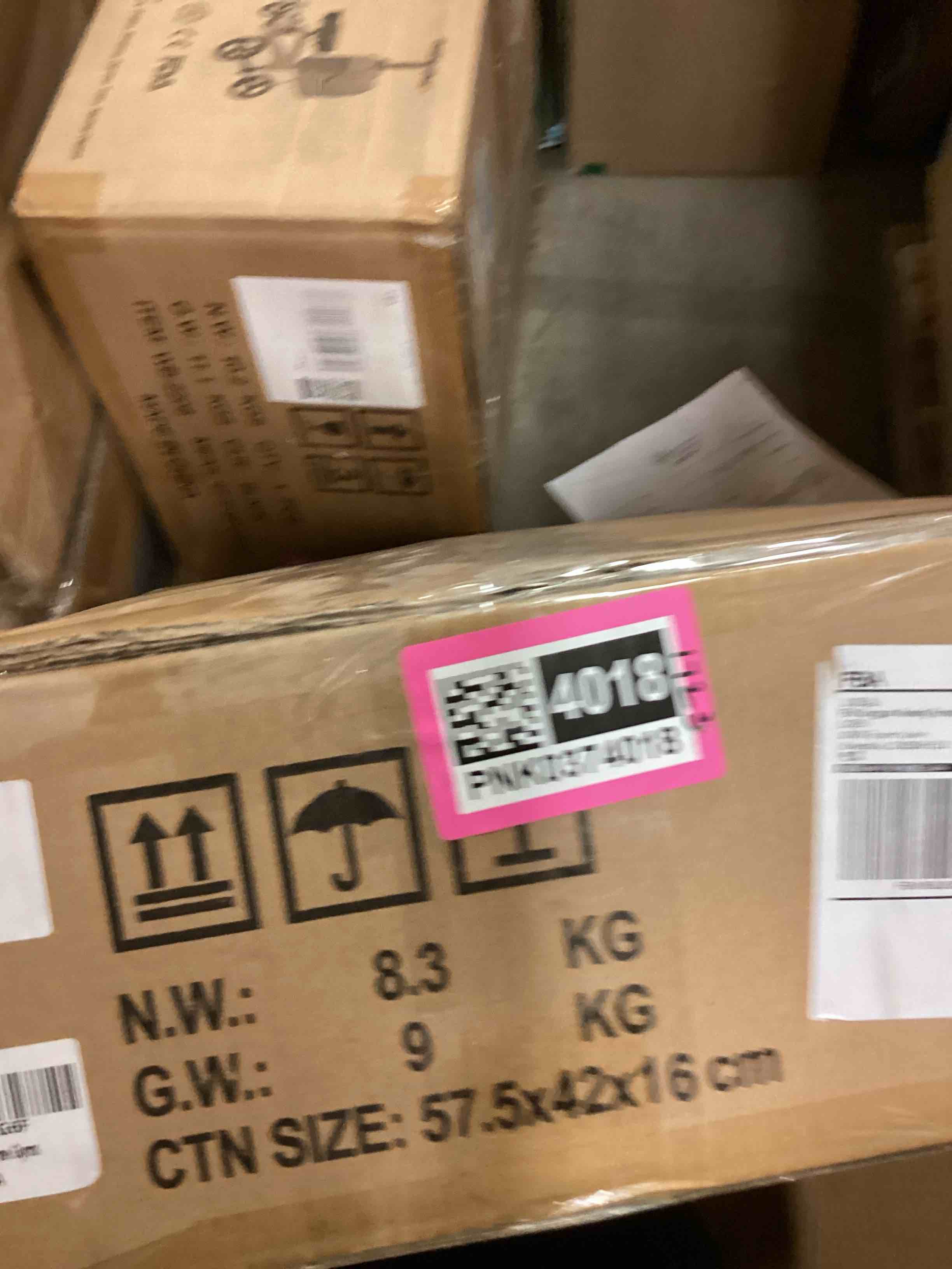 https://s3.amazonaws.com/lotting-images-prod/bidfta/PNK0374018_1730229322189.jpeg