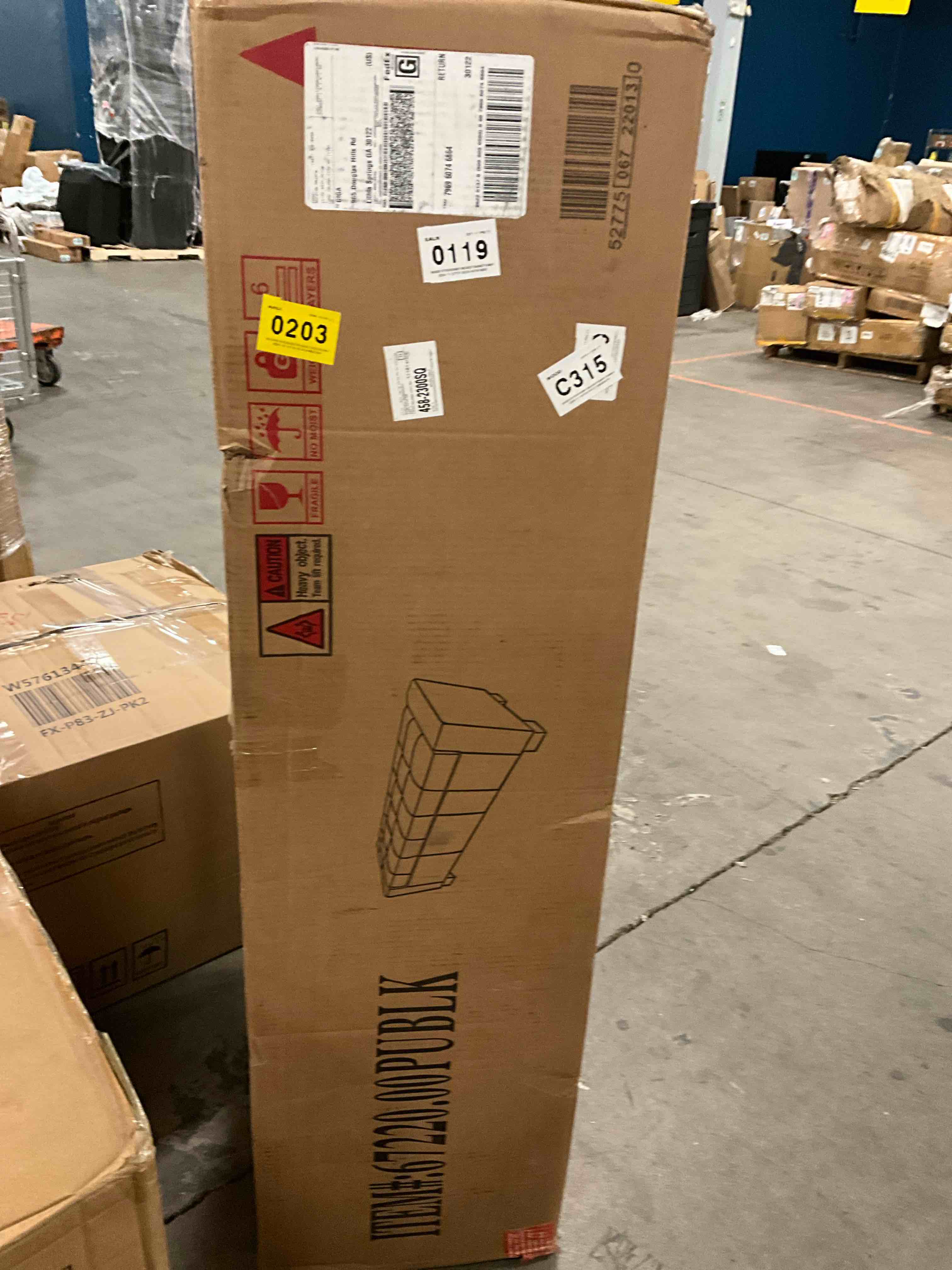 https://s3.amazonaws.com/lotting-images-prod/bidfta/PNK0378225_1733175000906.jpeg