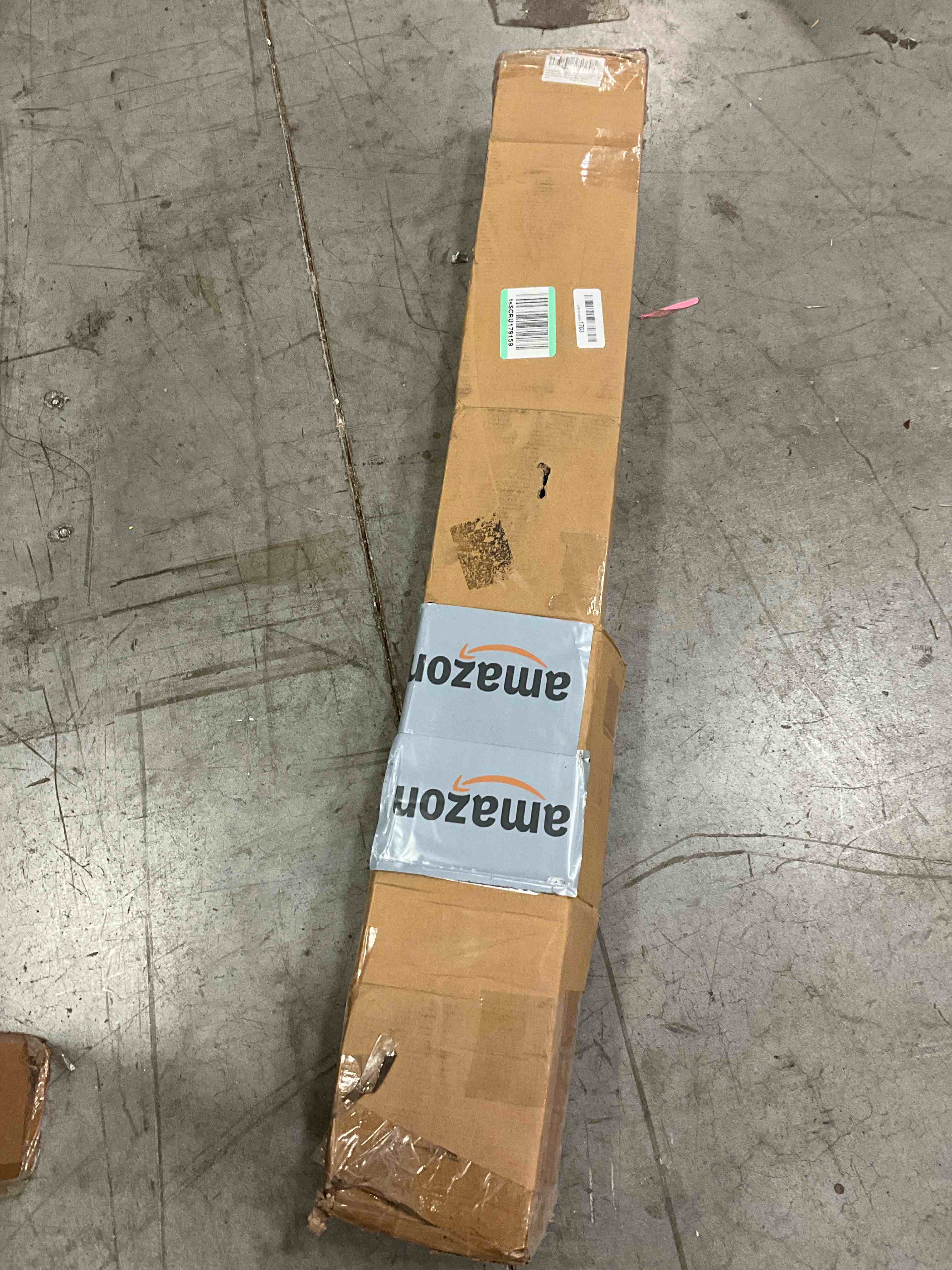 https://s3.amazonaws.com/lotting-images-prod/bidfta/PNK0379020_1732129181145.jpeg