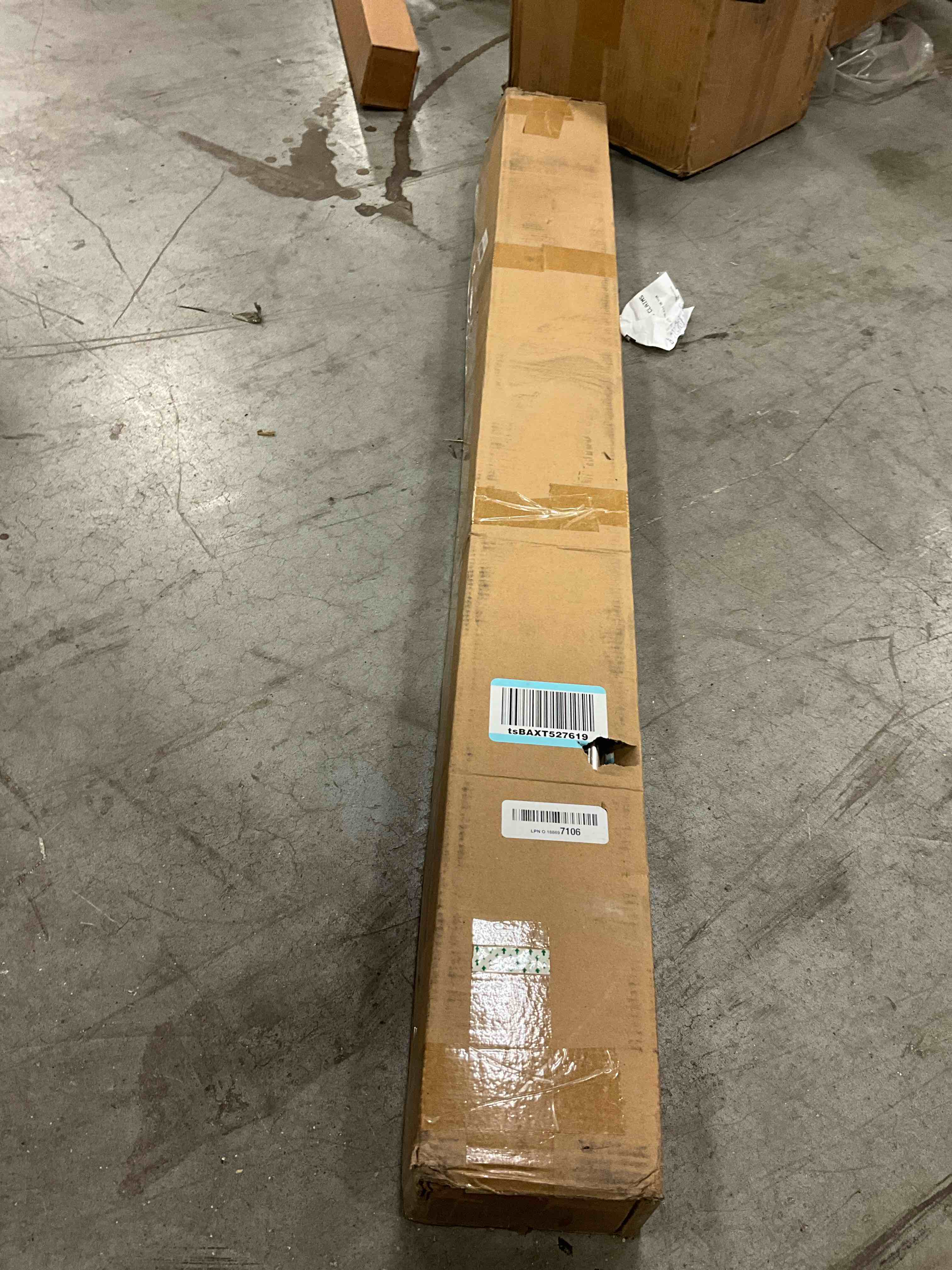 https://s3.amazonaws.com/lotting-images-prod/bidfta/PNK0379070_1732129911901.jpeg