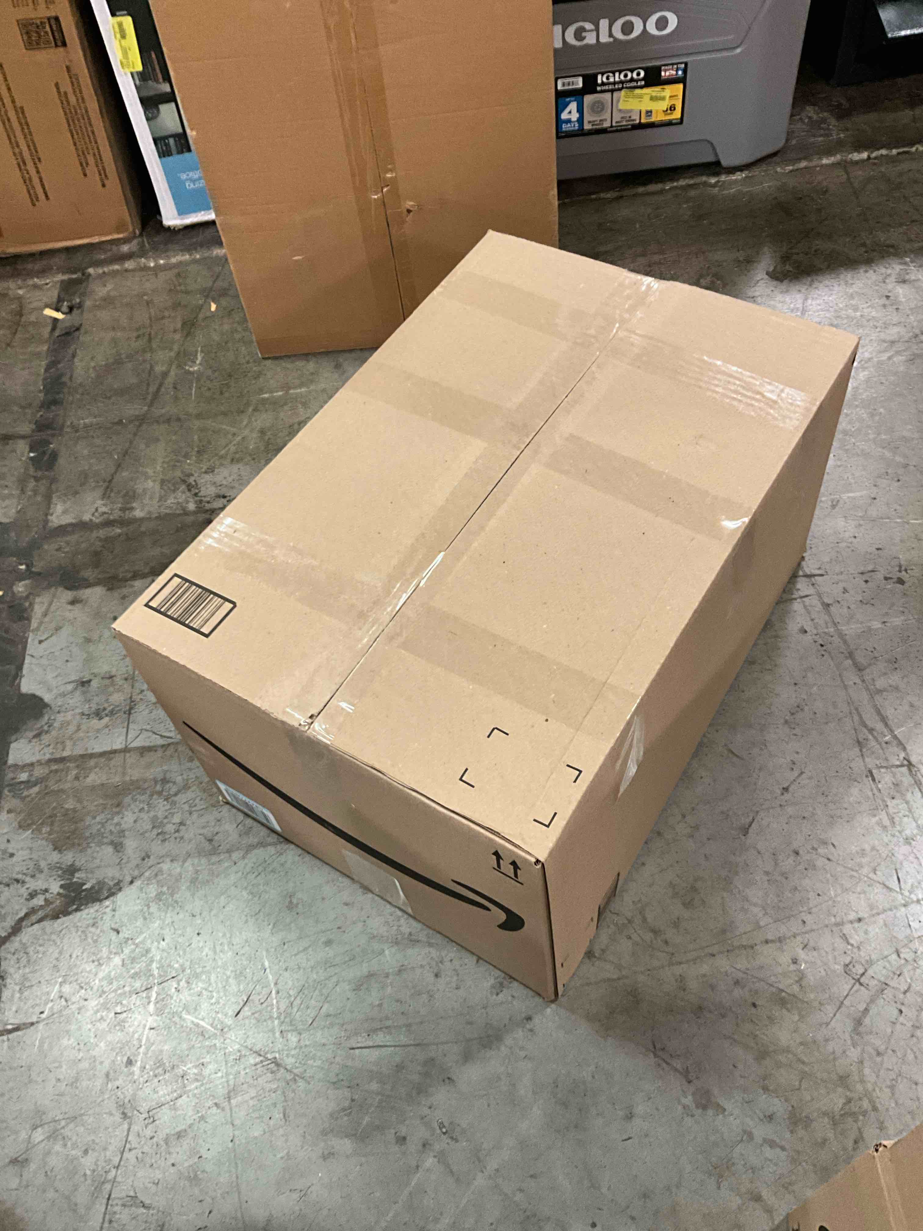 https://s3.amazonaws.com/lotting-images-prod/bidfta/PNK0379317_1732028734325.jpeg
