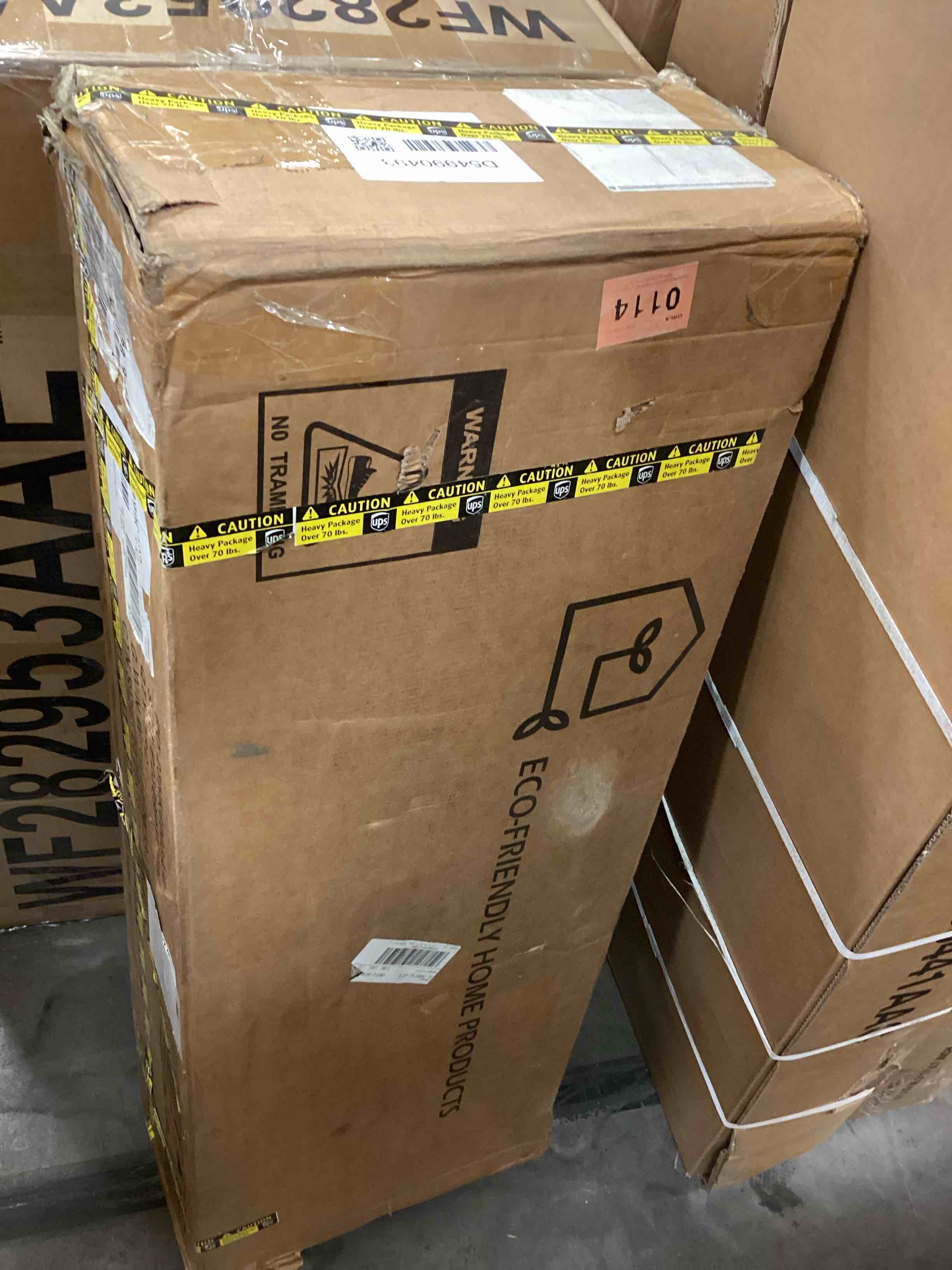 https://s3.amazonaws.com/lotting-images-prod/bidfta/PNK0380803_1732039190120.jpeg