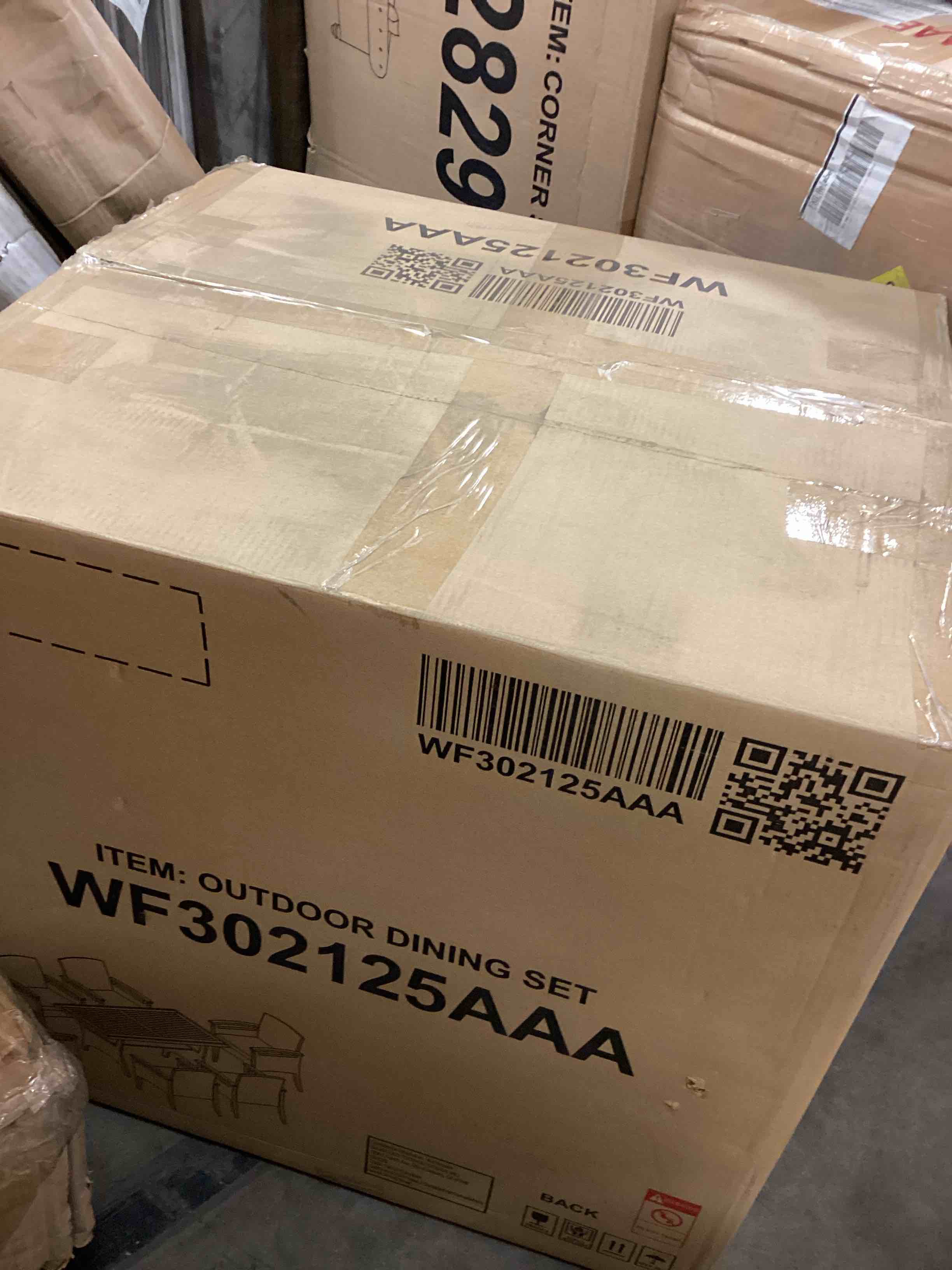 https://s3.amazonaws.com/lotting-images-prod/bidfta/PNK0380806_1732037724023.jpeg