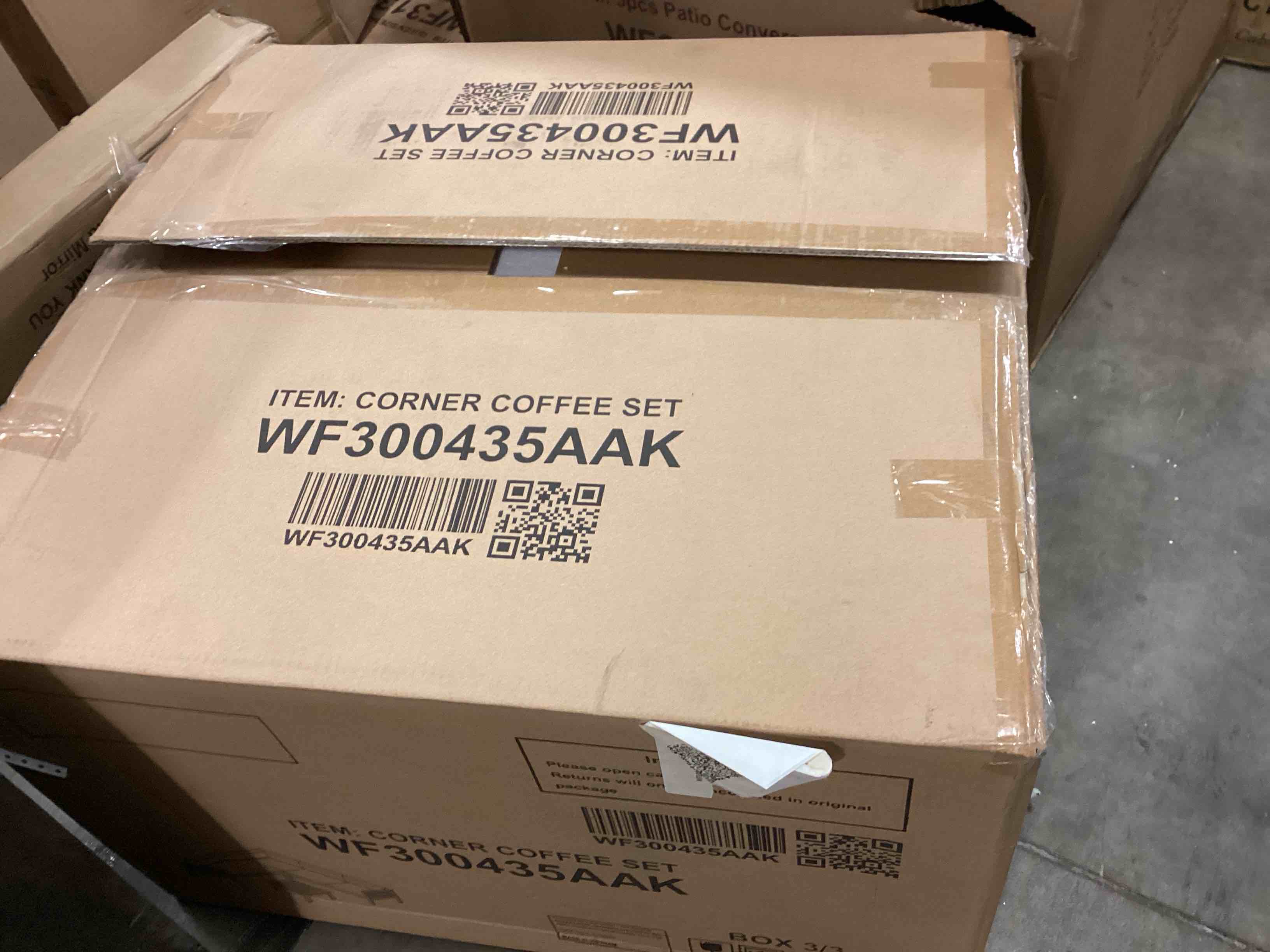 https://s3.amazonaws.com/lotting-images-prod/bidfta/PNK0380812_1732035739247.jpeg