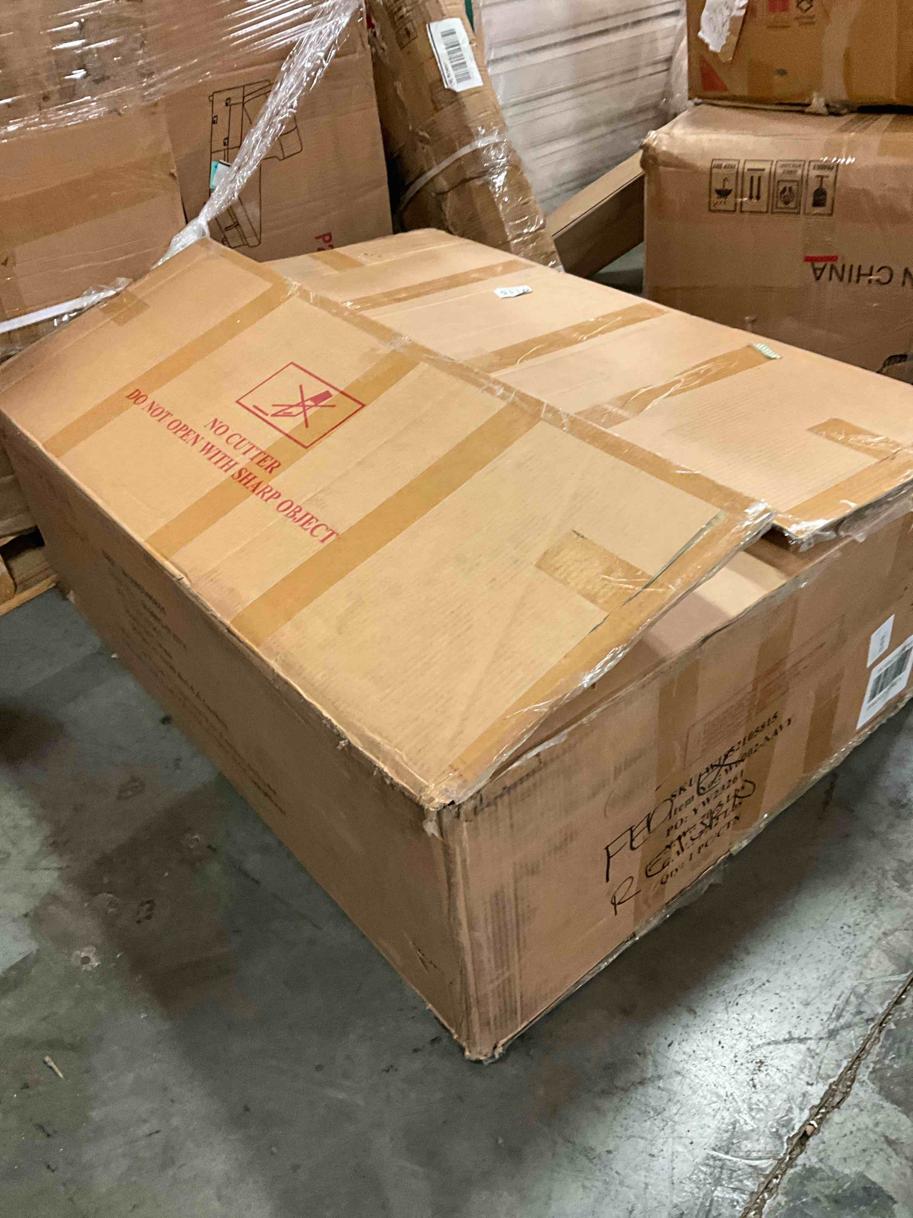 https://s3.amazonaws.com/lotting-images-prod/bidfta/PNK0386851_1729695655450.jpeg