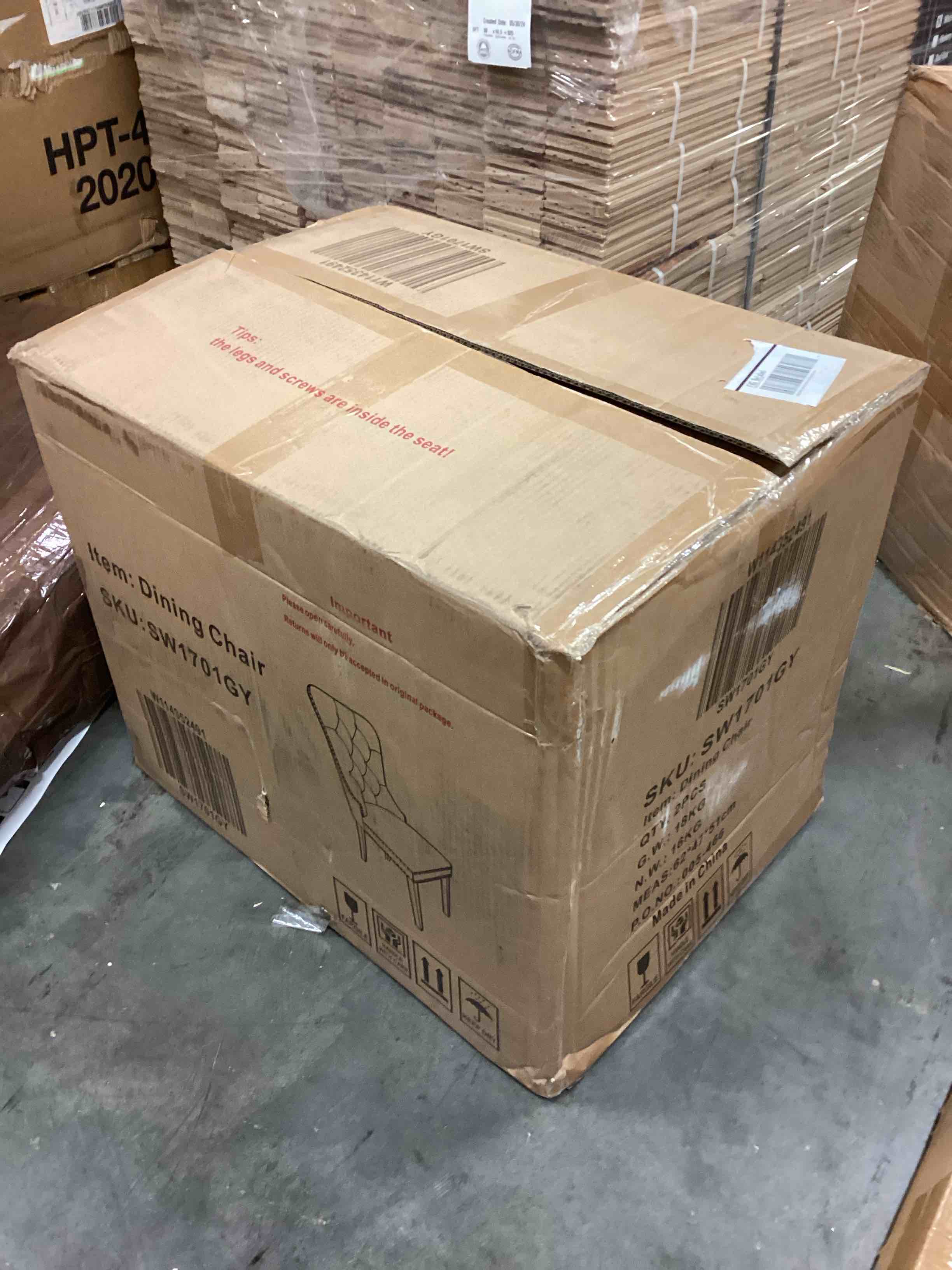 https://s3.amazonaws.com/lotting-images-prod/bidfta/PNK0386902_1729606119373.jpeg