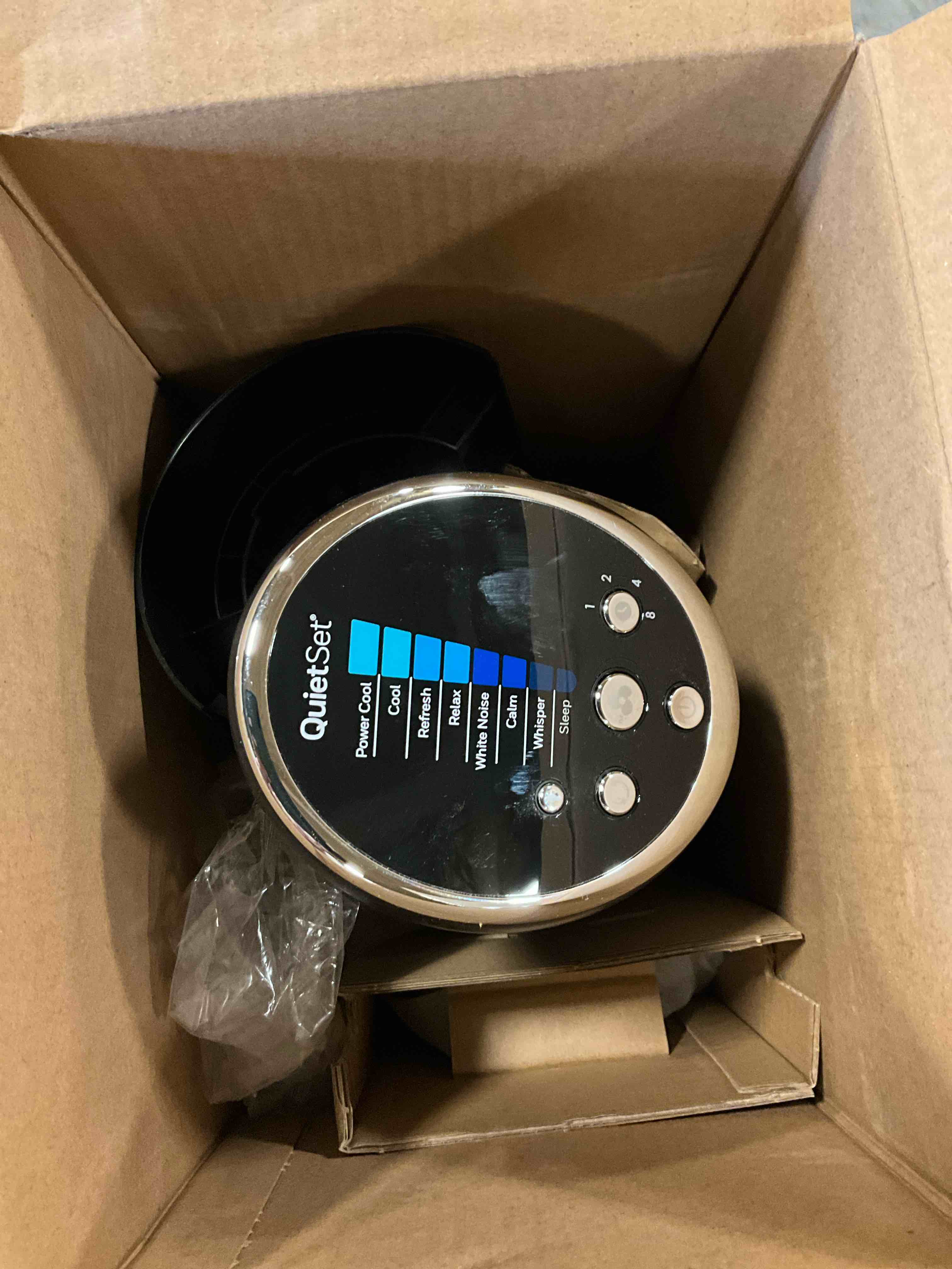 https://s3.amazonaws.com/lotting-images-prod/bidfta/PNK0388152_1730921334974.jpeg