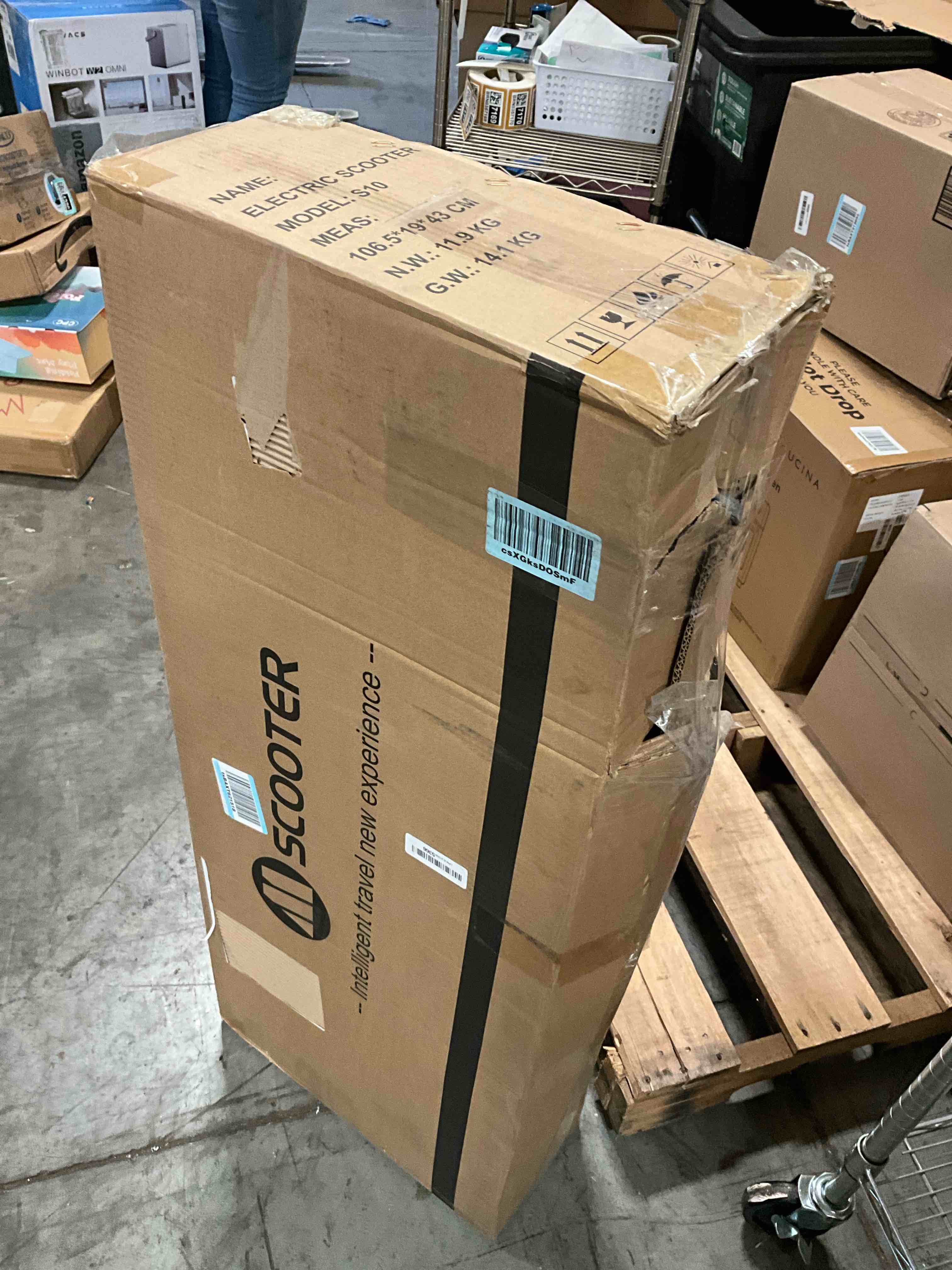 https://s3.amazonaws.com/lotting-images-prod/bidfta/PNK0388660_1730822589064.jpeg