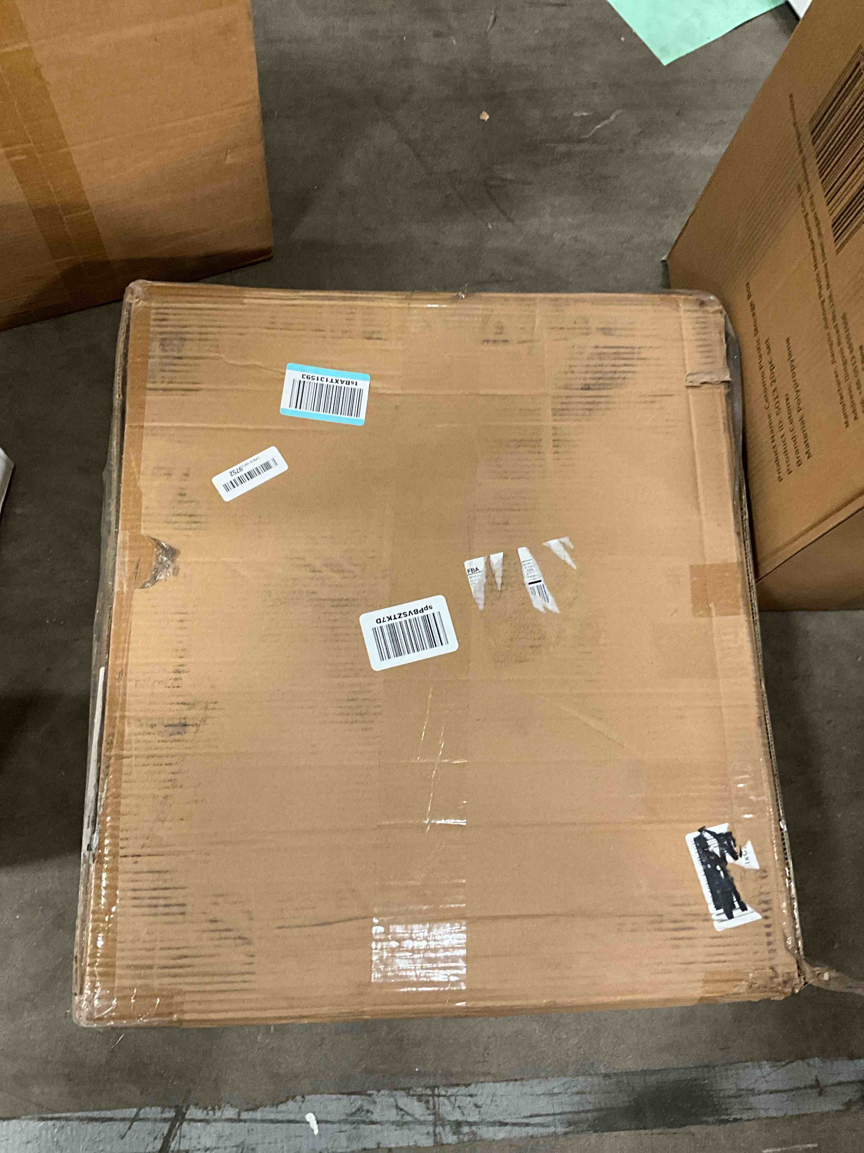 https://s3.amazonaws.com/lotting-images-prod/bidfta/PNK0388839_1730321563805.jpeg