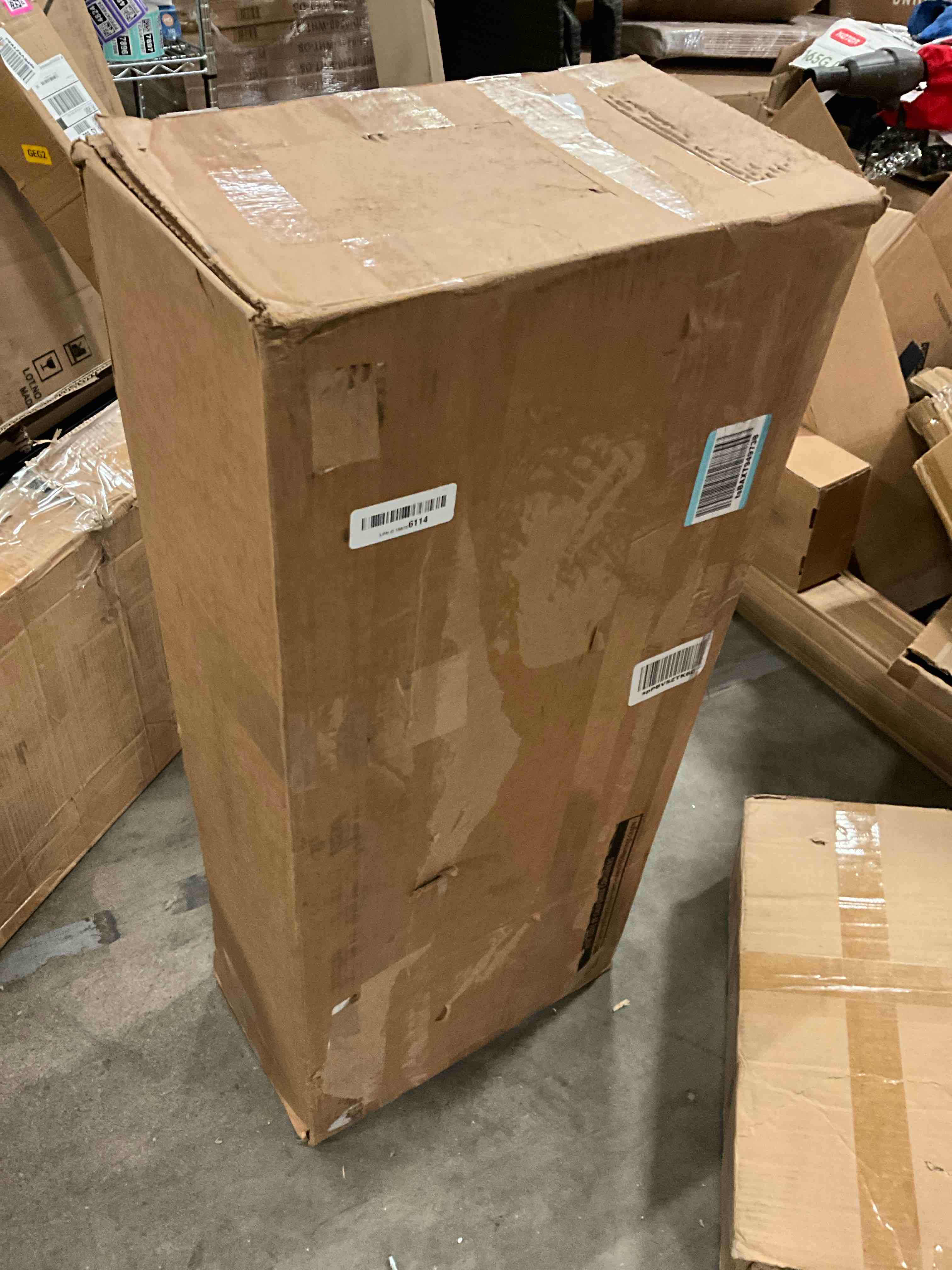 https://s3.amazonaws.com/lotting-images-prod/bidfta/PNK0388861_1730320714021.jpeg