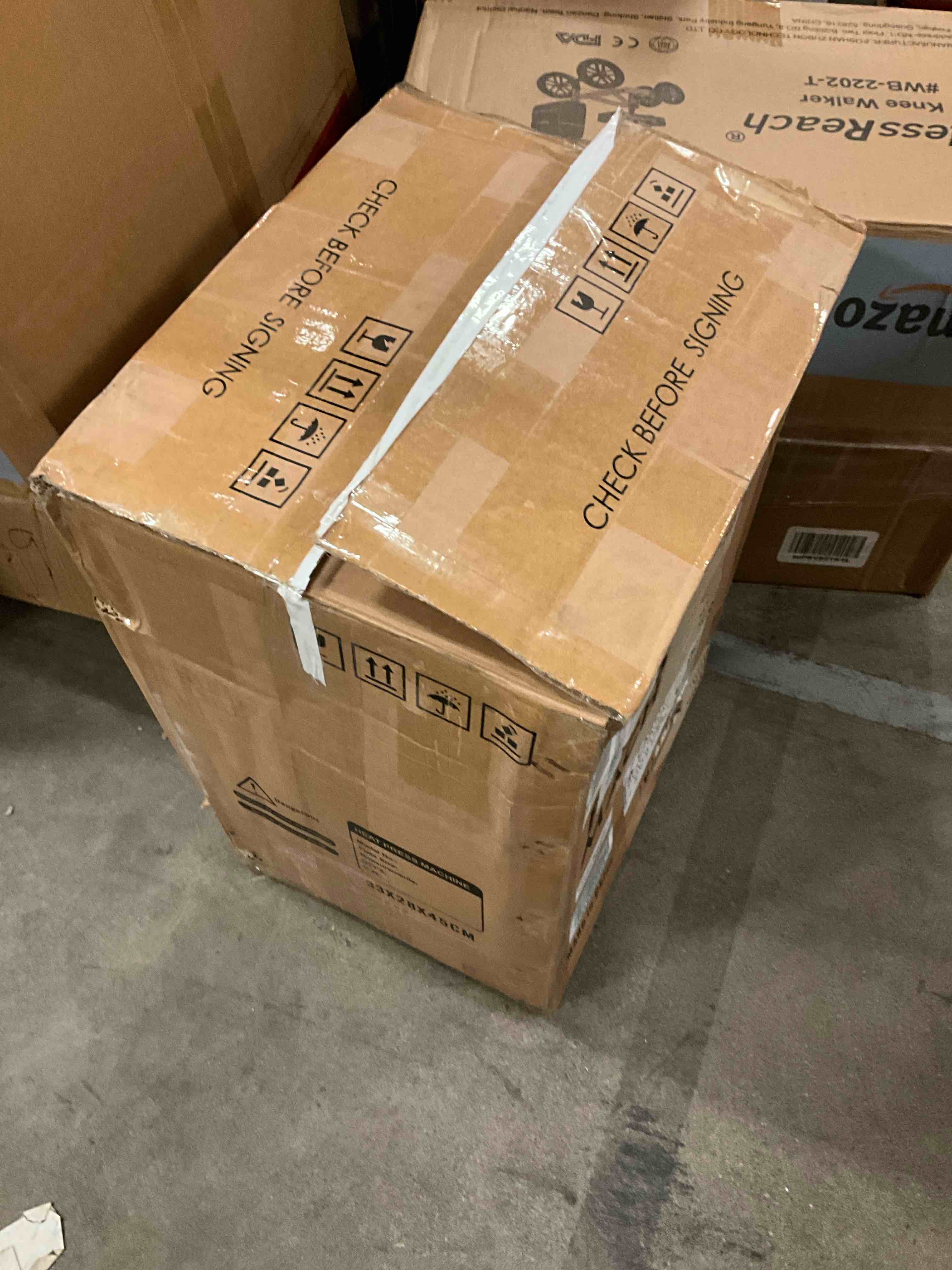 https://s3.amazonaws.com/lotting-images-prod/bidfta/PNK0388876_1730319978159.jpeg
